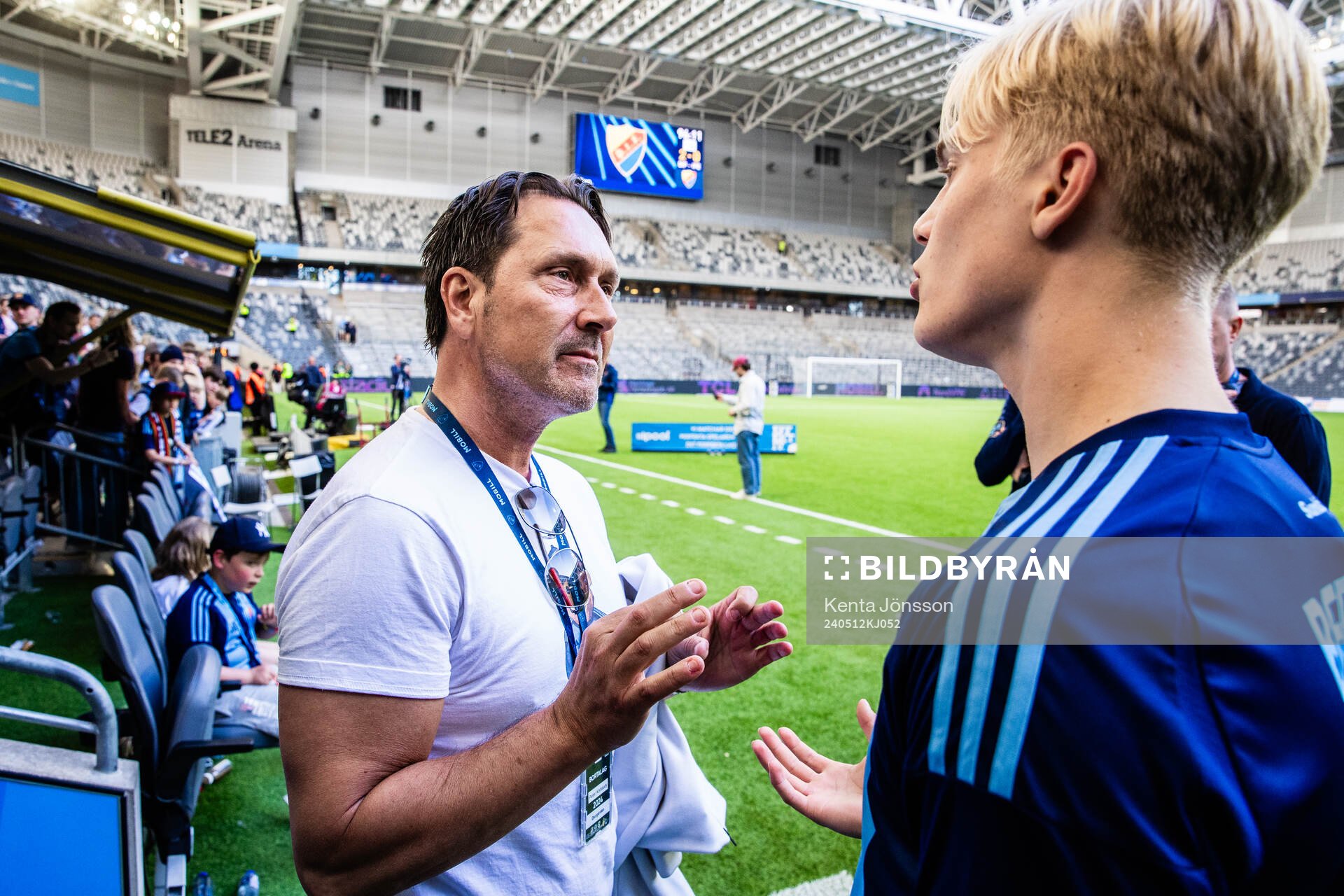 Djurgårdens sportkoordinator Peter Kisfaludy och Lucas