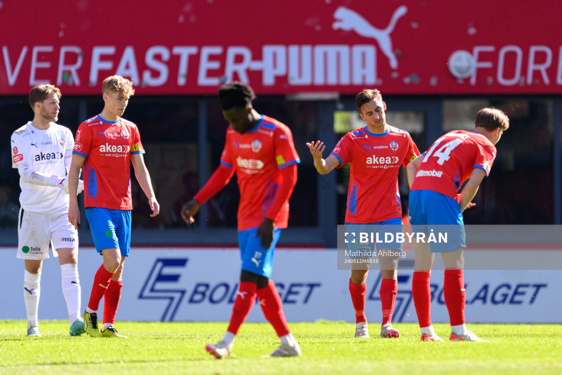 Helsingborgs målvakt Kalle Joelsson, Benjamin Örn och