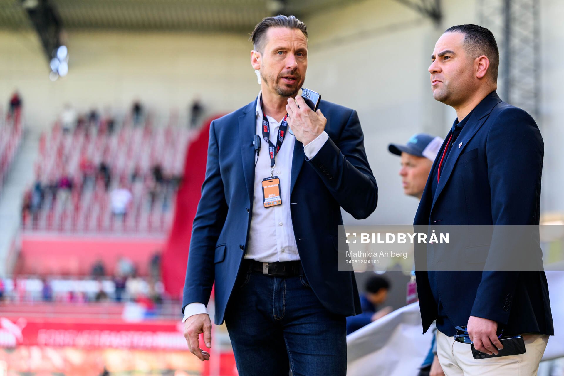 Helsingborgs arrangemangsansvarig Frederik Ericsson och klubbchef Reda Chahrour inför fotbollsmatchen i Superettan mellan Helsingborg och Sandvikens IF den 12 maj 2024 i Helsingborg.