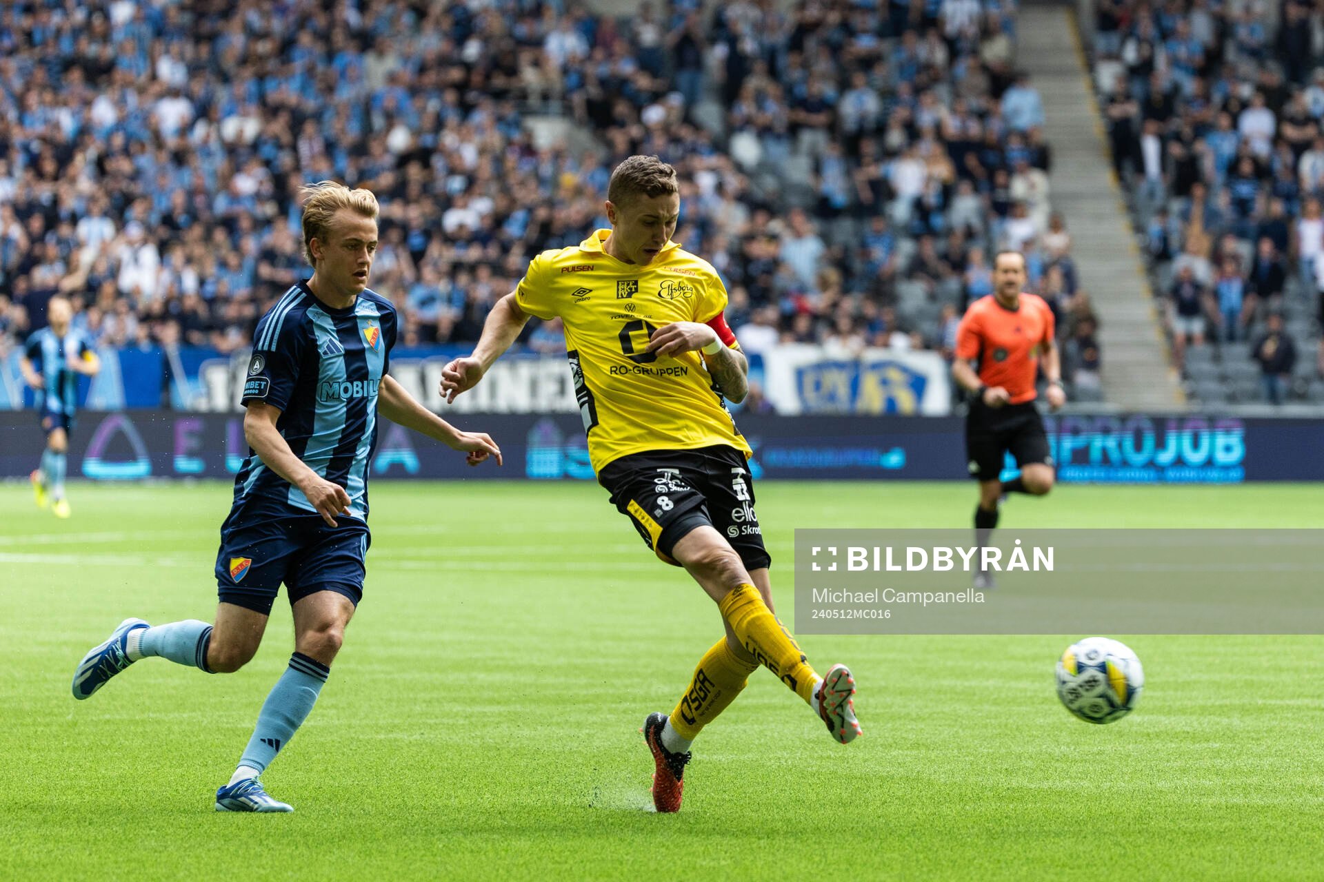 Djurgårdens Oskar Fallenius och Elfsborgs Sebastian Holmen