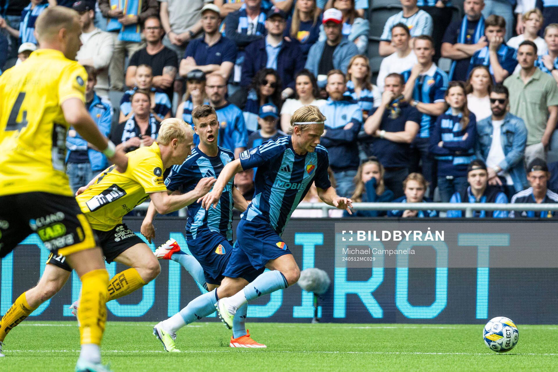 Djurgårdens Tobias Gulliksen och Elfsborgs André Boman