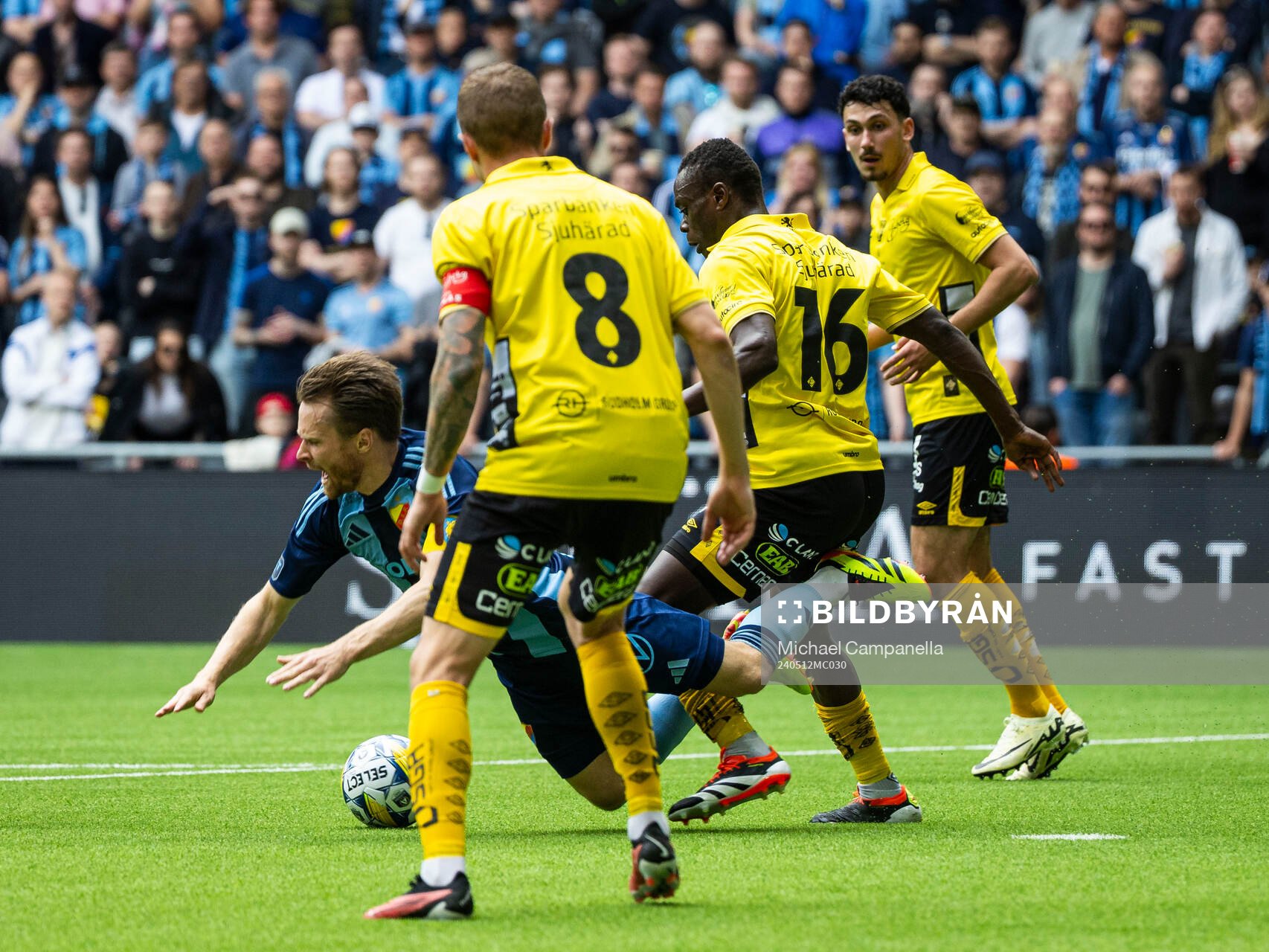Djurgårdens Jacob Larsson och Elfsborgs Timothy Noor Ouma