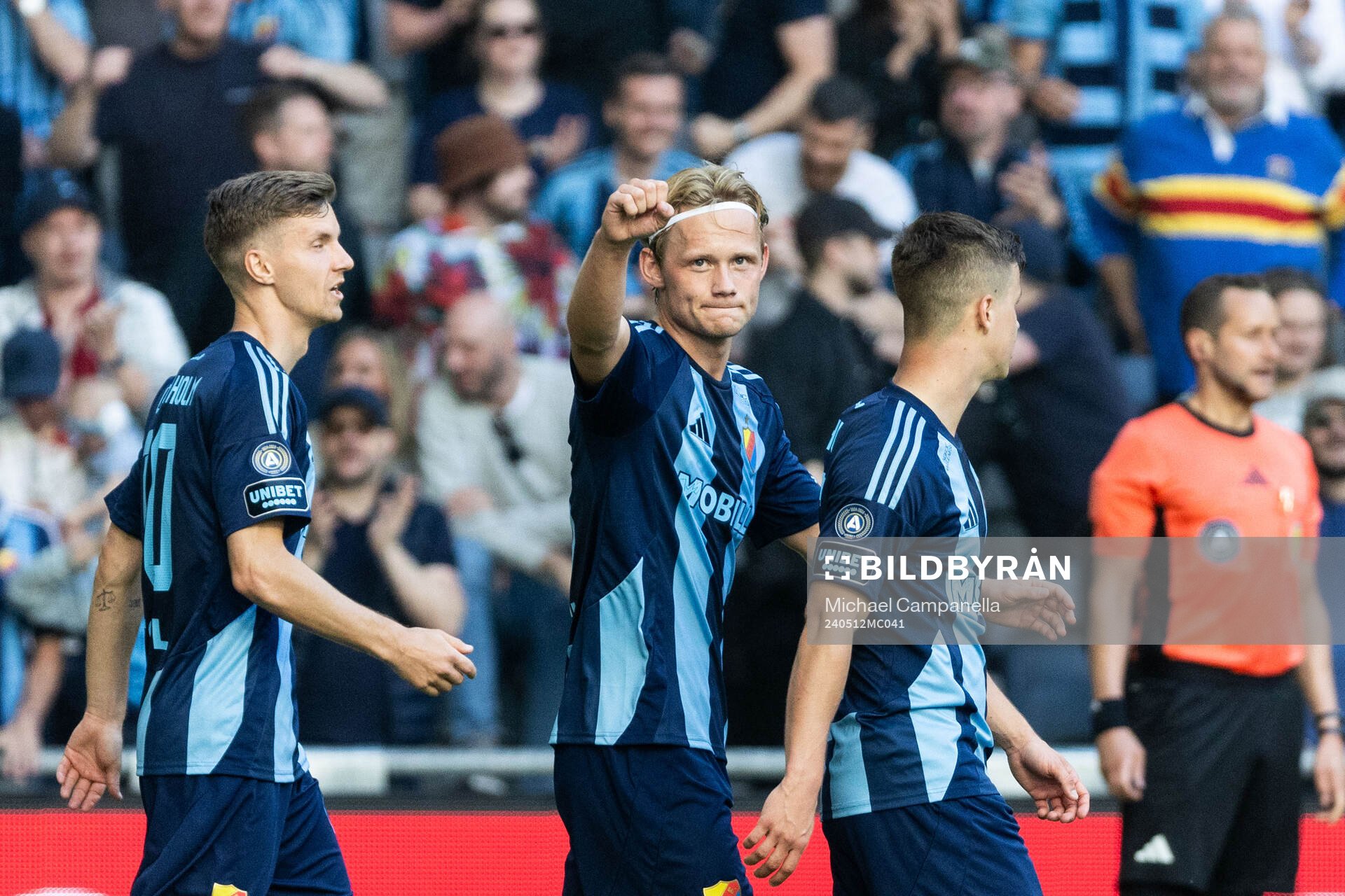 Djurgårdens Tobias Gulliksen jublar