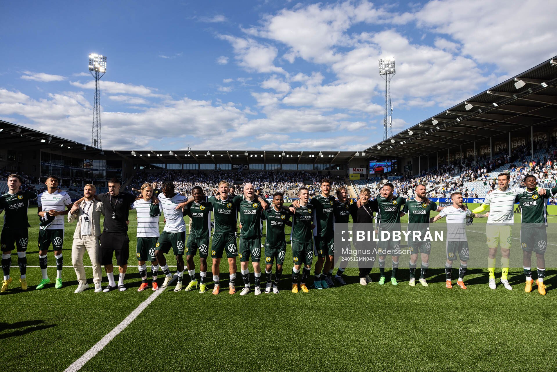 Hammarbys spelare jublar
