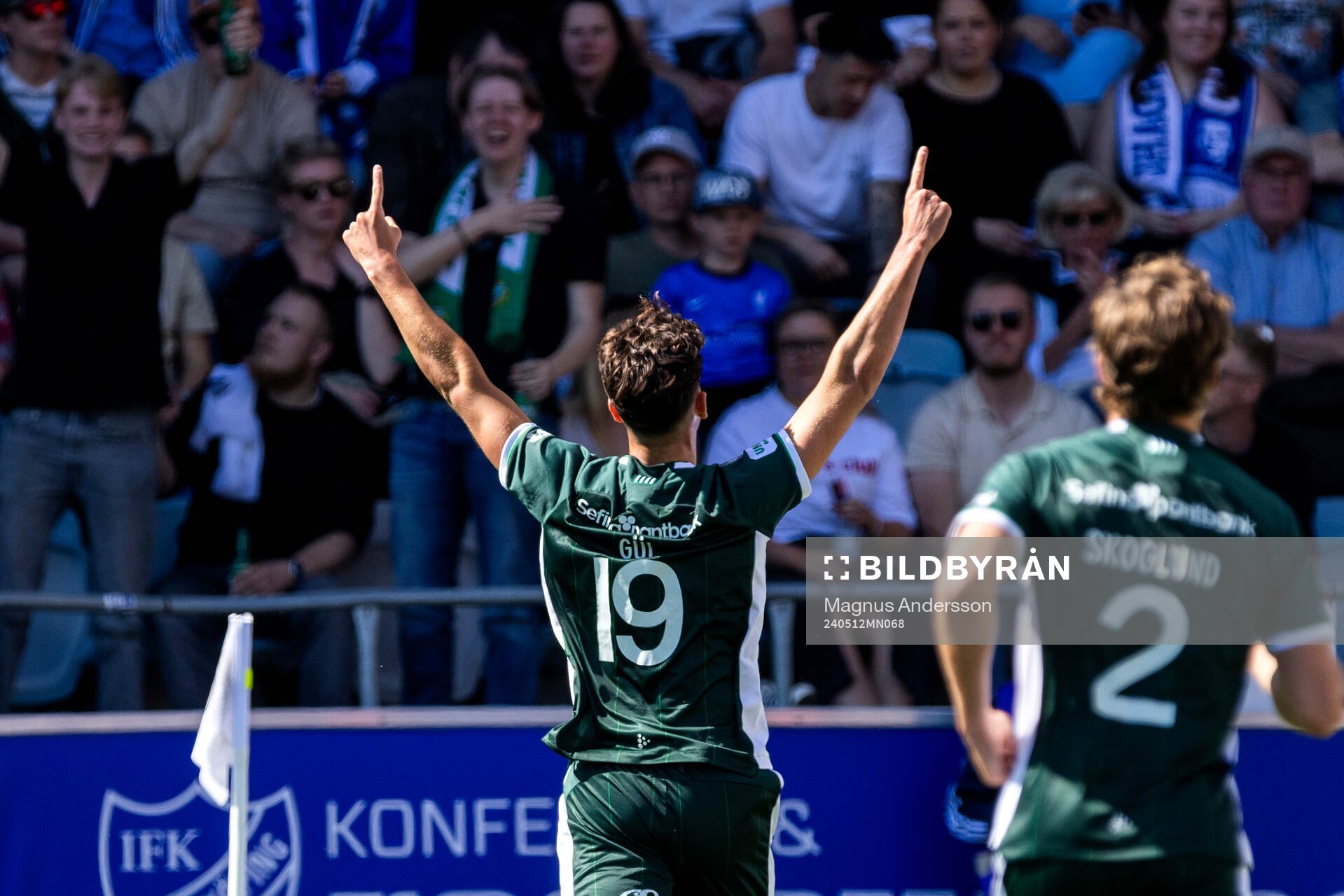 Hammarbys Deniz Gul jublar