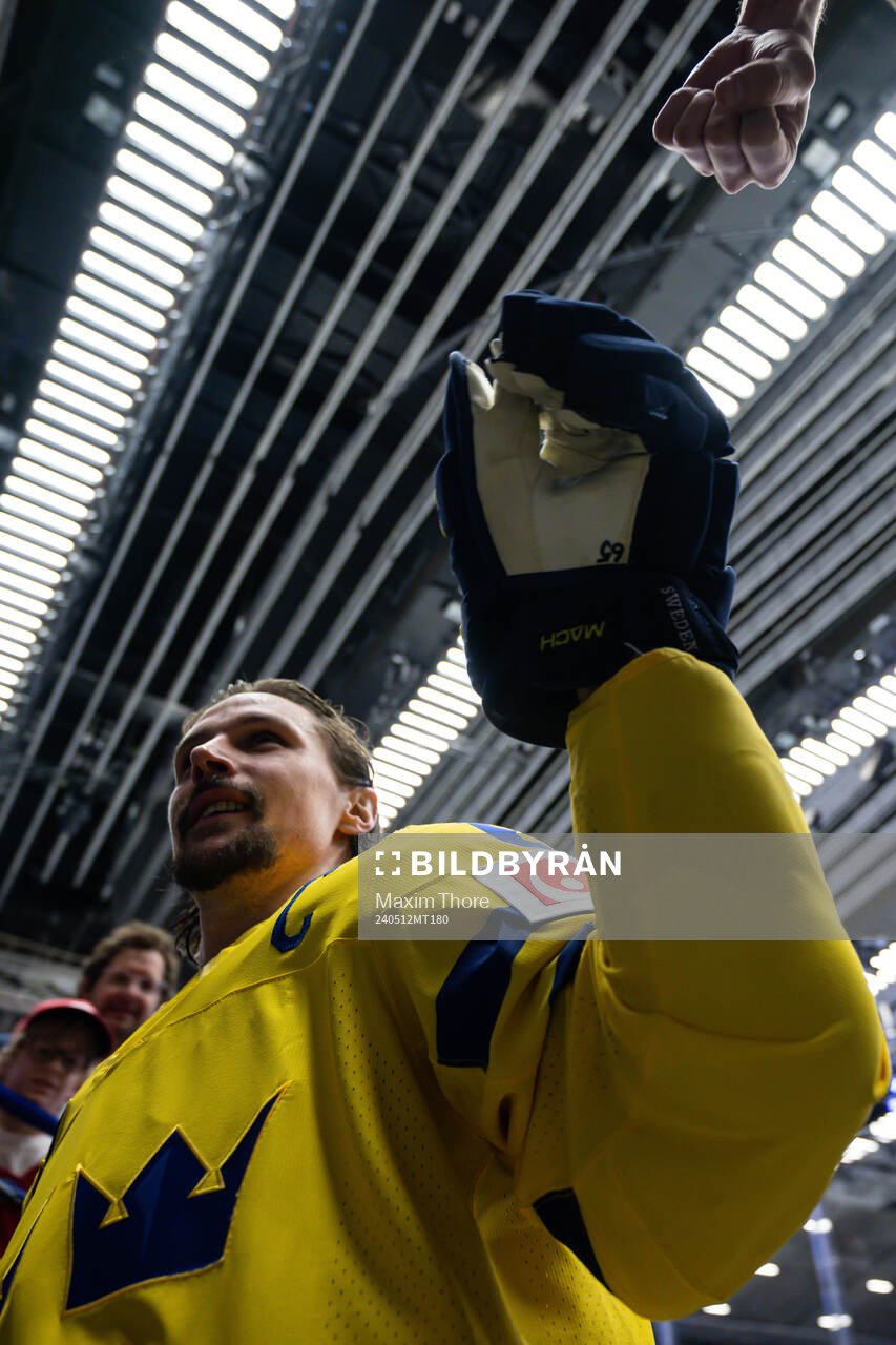 Erik Karlsson of Sweden