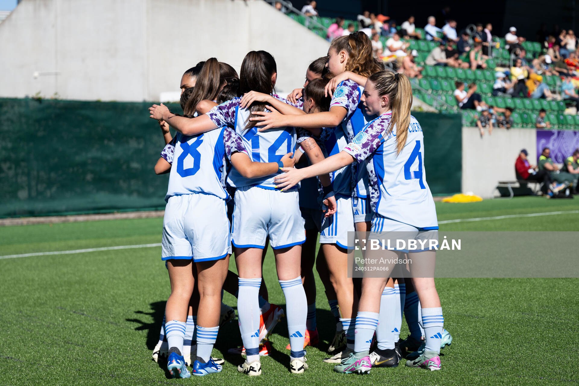 Alba Cerrato of Spain celebrates with team mates