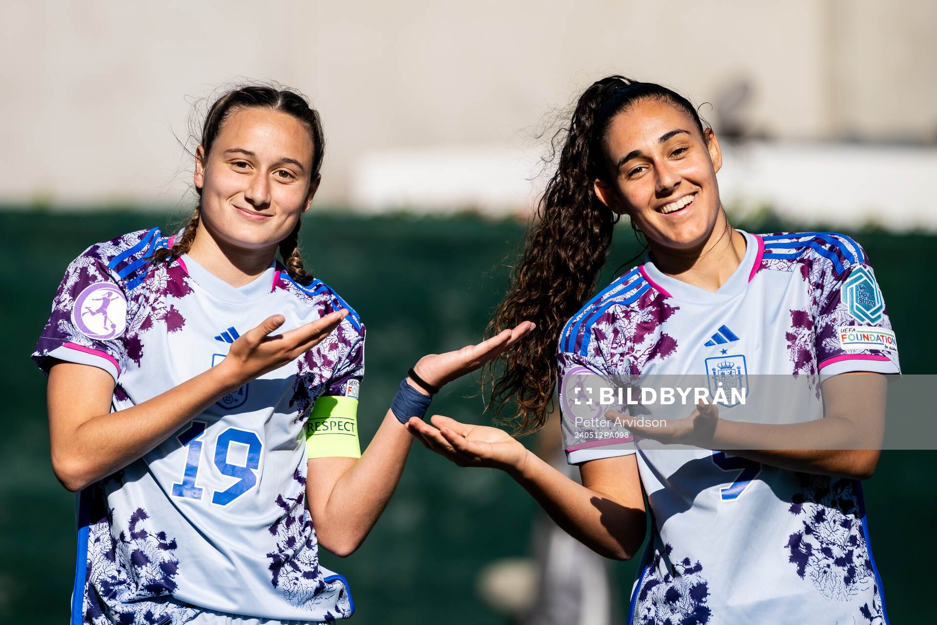 Alba Cerrato of Spain celebrate with Celia Segura