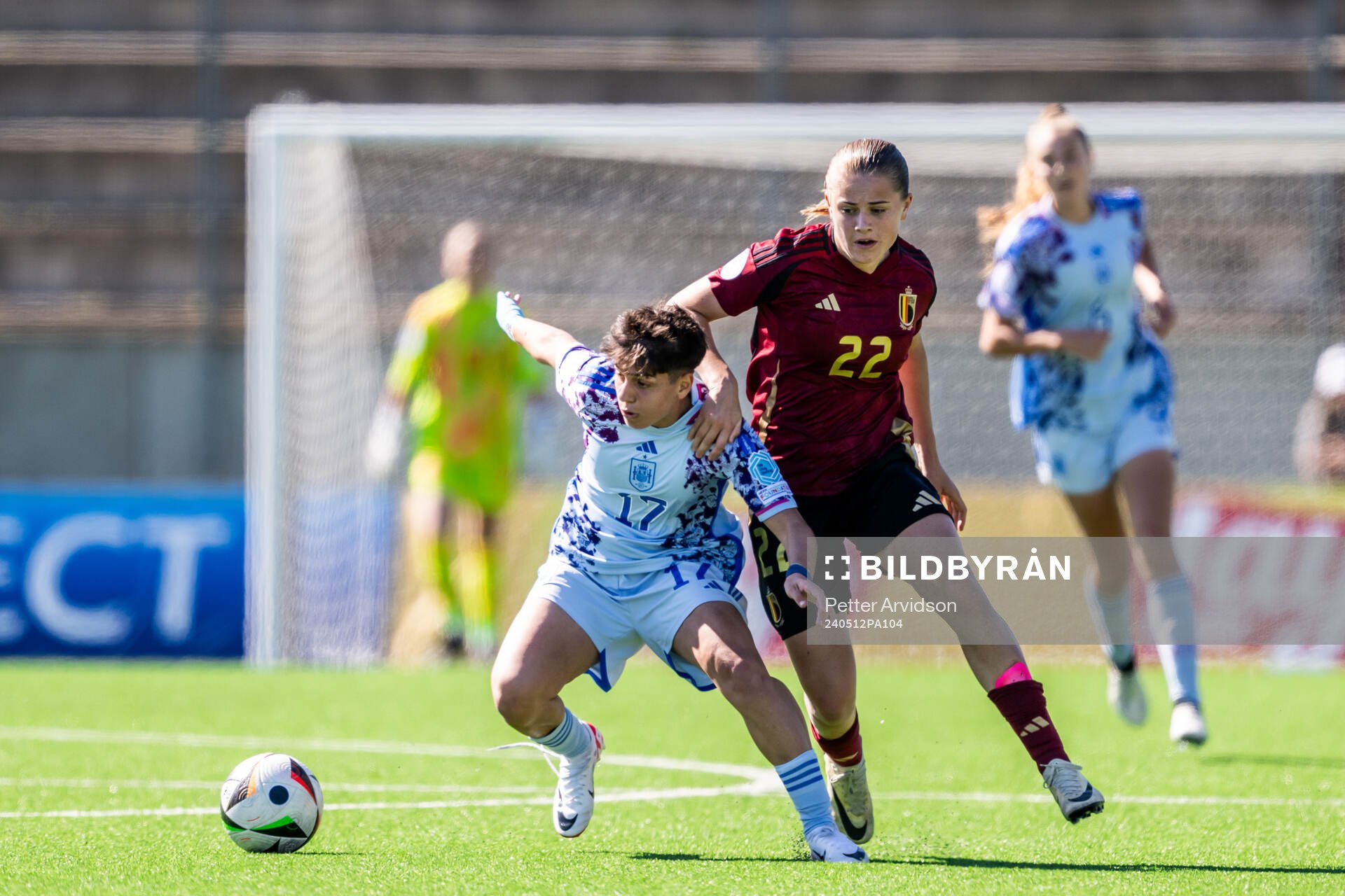 Emma Moreno of Spain and Clementine Reynebeau of Belgium