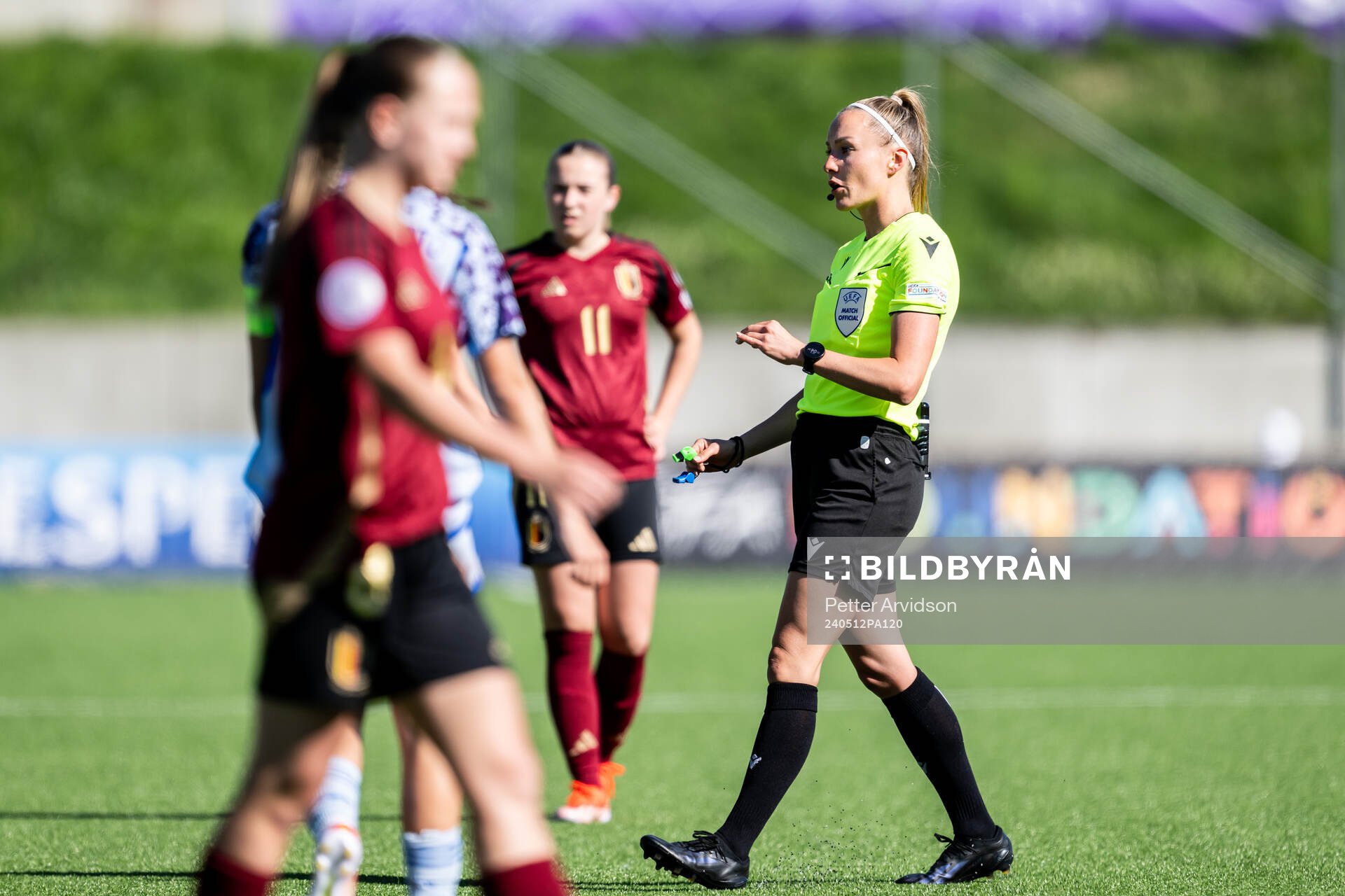 Referee Fabienne Miche