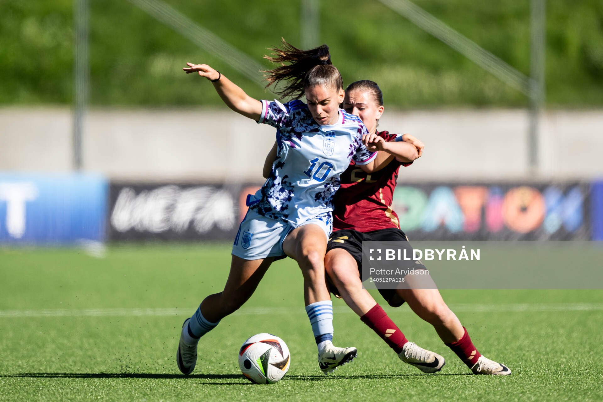 Ainoa Gomez of Spain and Clementine Reynebeau of Belgium