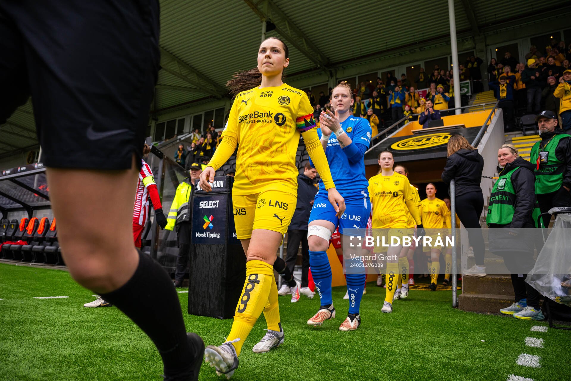 Helene Rædergård Schjelderup and goalkeeper Aubrei Corder