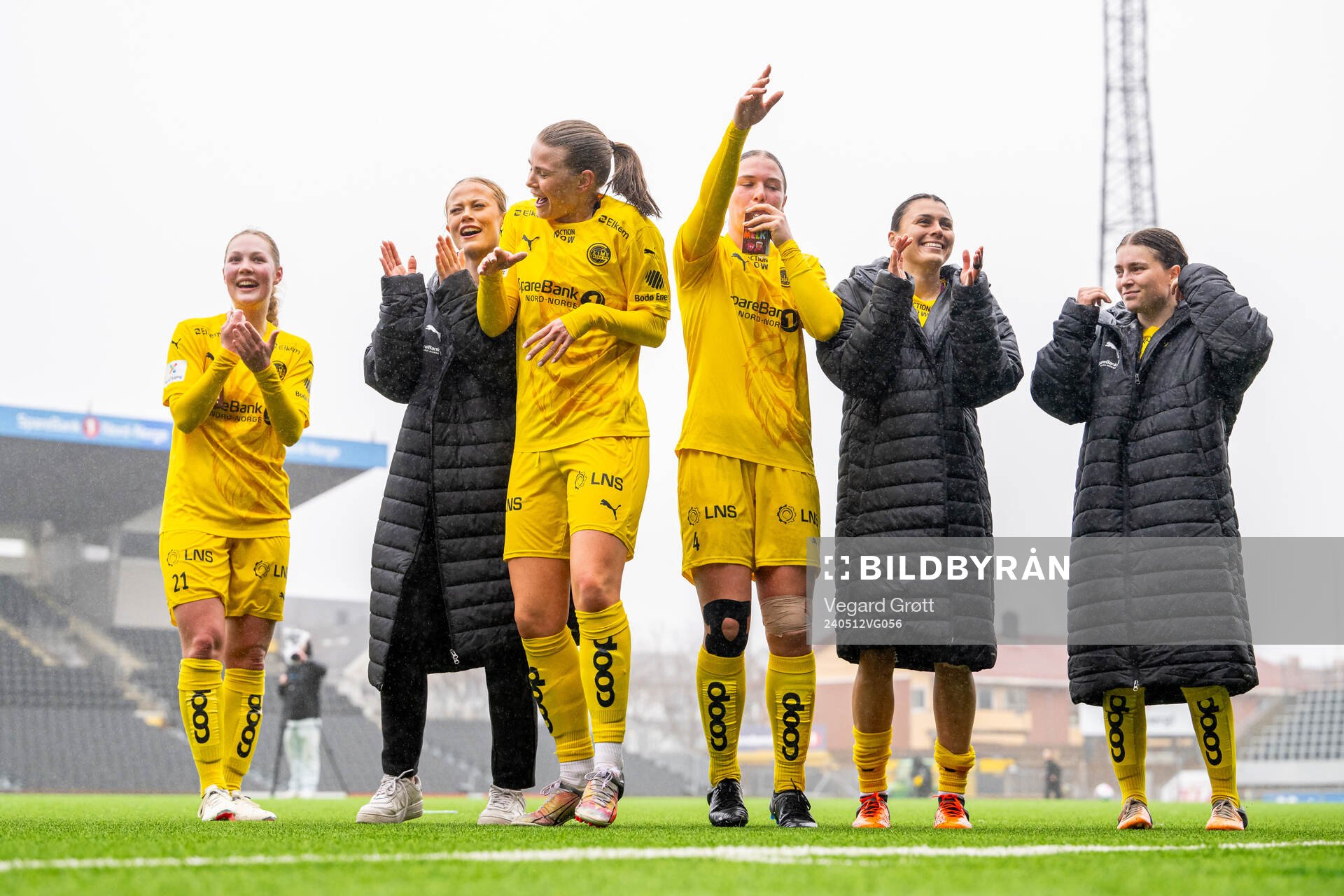 Synne Fredriksen Moe, Sara Elise Berg, Rikke Fleischer Nedreaas, Lærke Hammer and players of Bodø/Glimt celebrate after the 1. division football match between Bodø/Glimt and TIL 2020 on May 12, 2024 in Bodø.