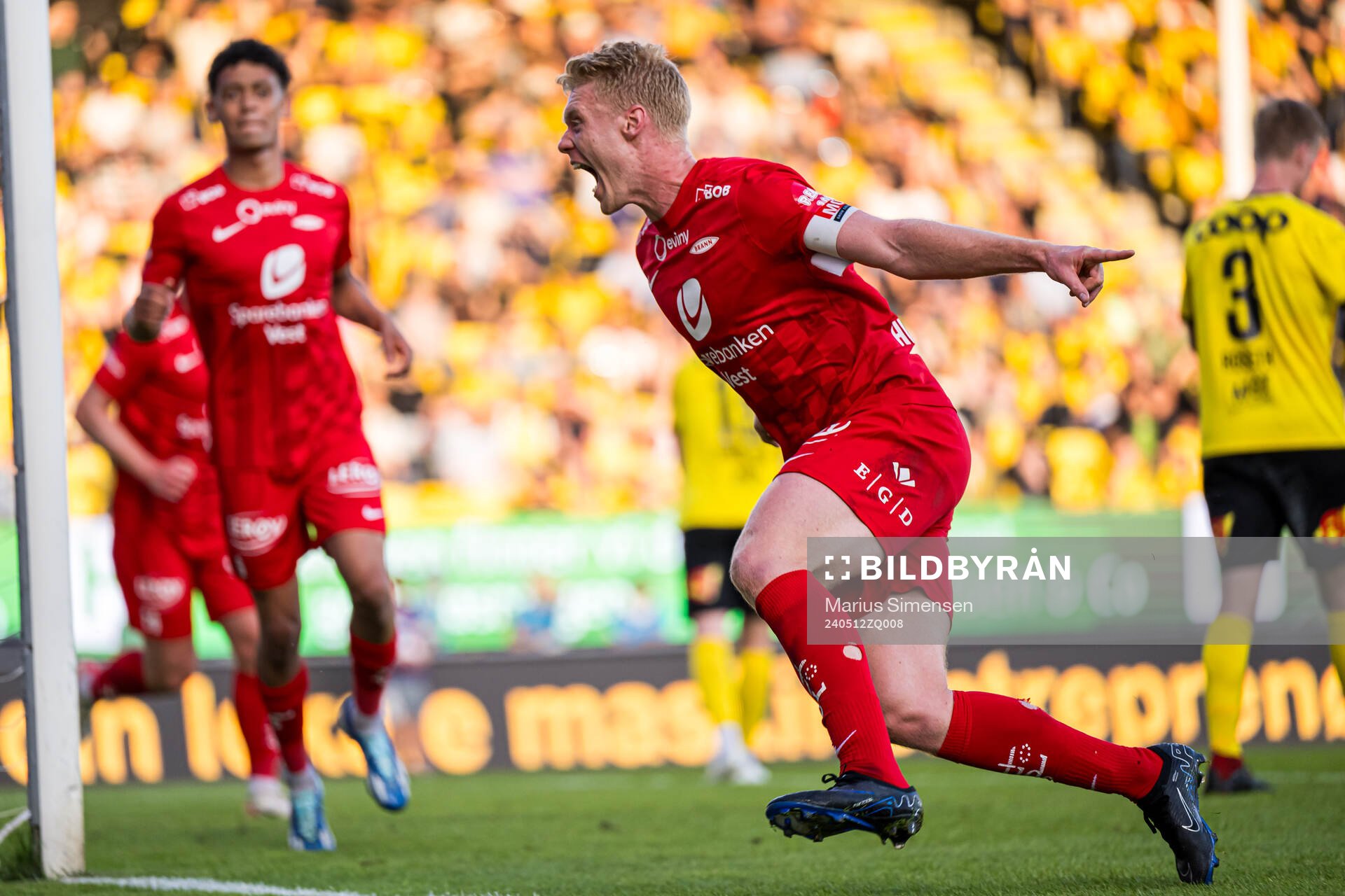 Sivert Heltne Nilsen of Brann celebrates
