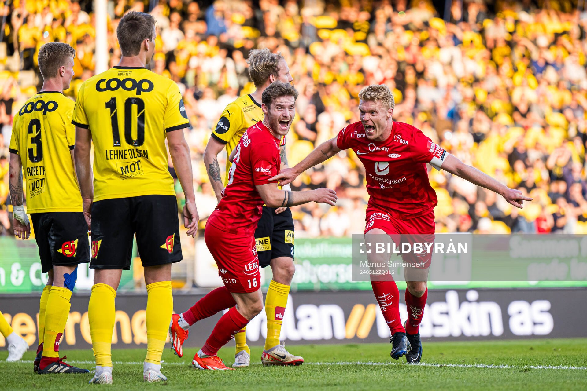 Sivert Heltne Nilsen of Brann celebrates