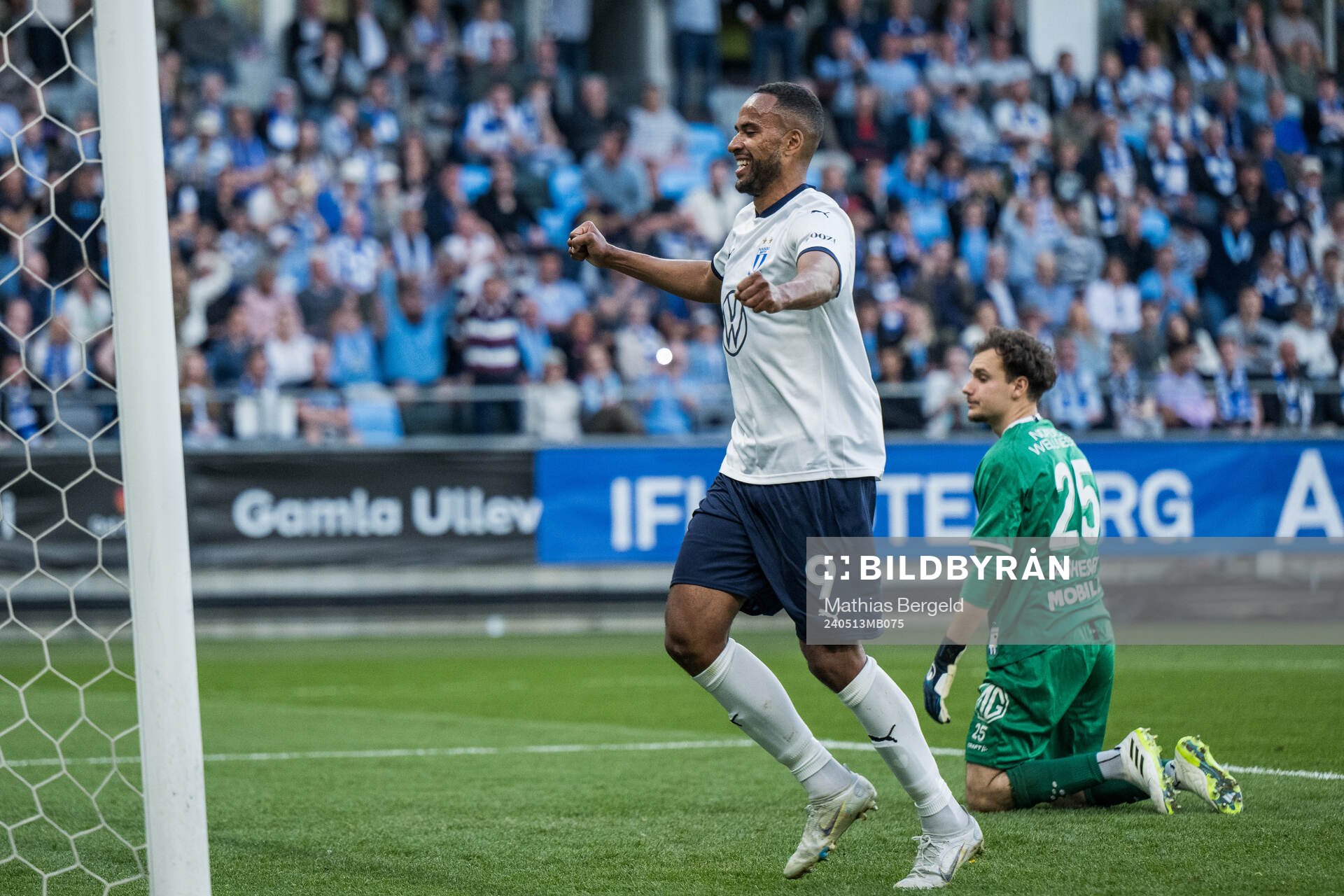 Malmö FFs Isaac Kiese Thelin jublar