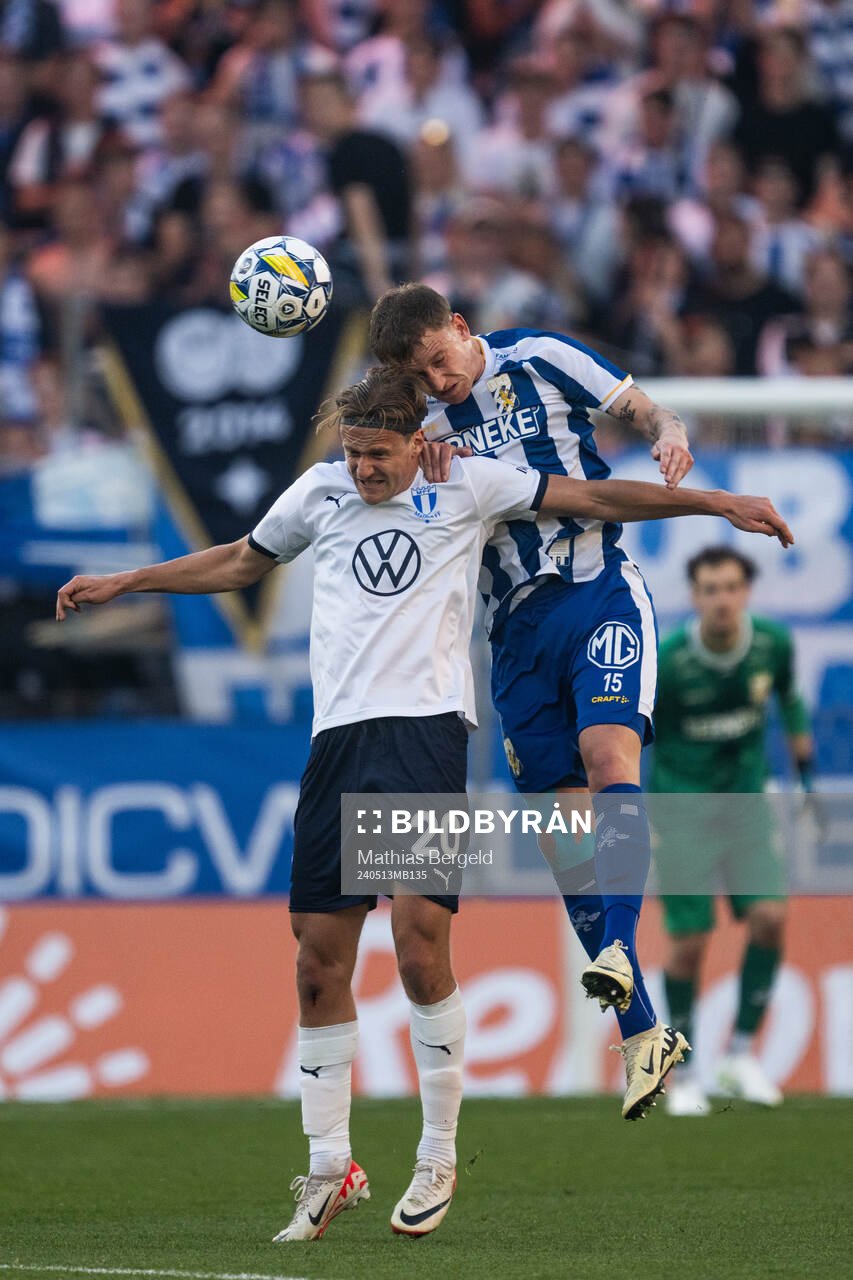 Malmö FFs Erik Botheim och IFK Göteborgs Sebastian Hausner