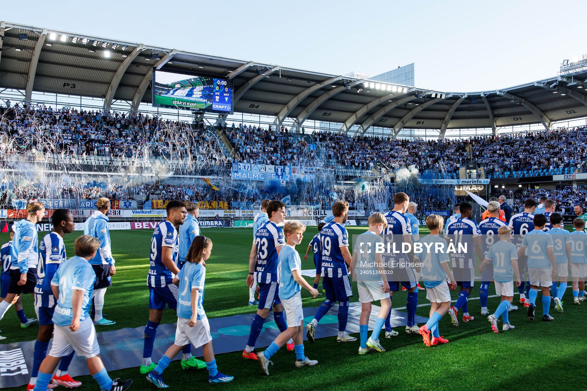 Malmö FFs och IFK Göteborgs spelare gör entré