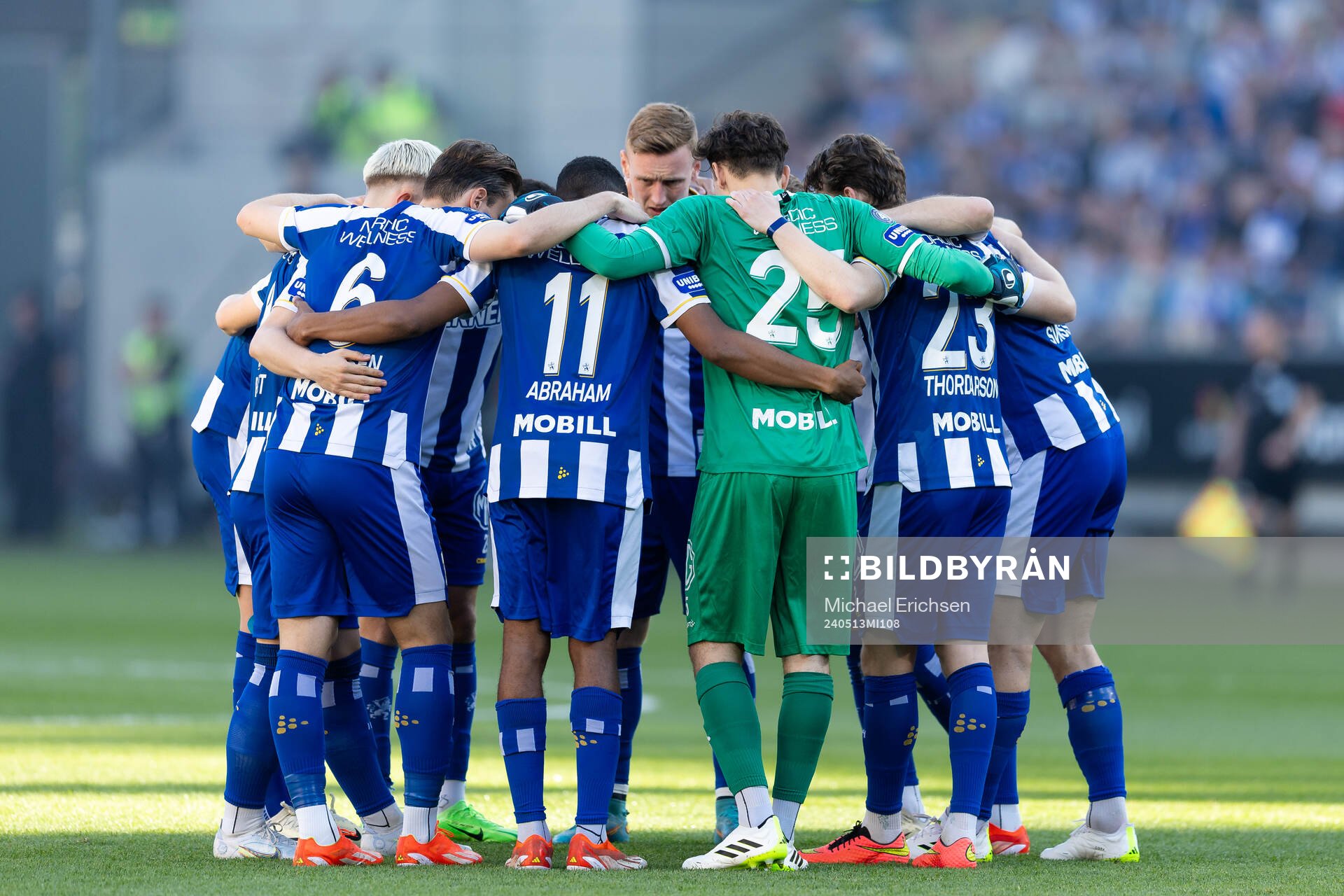 IFK Göteborgs spelare samlade innan fotbollsmatchen i