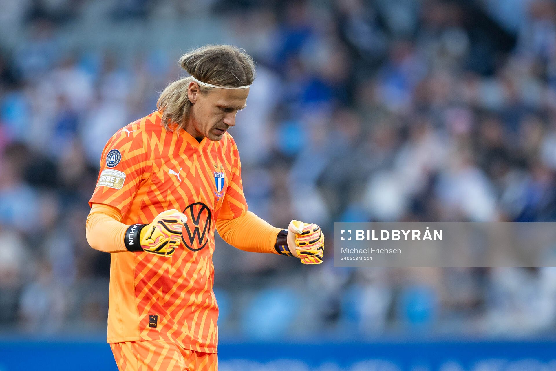 Malmö FFs målvakt Johan Dahlin jublar