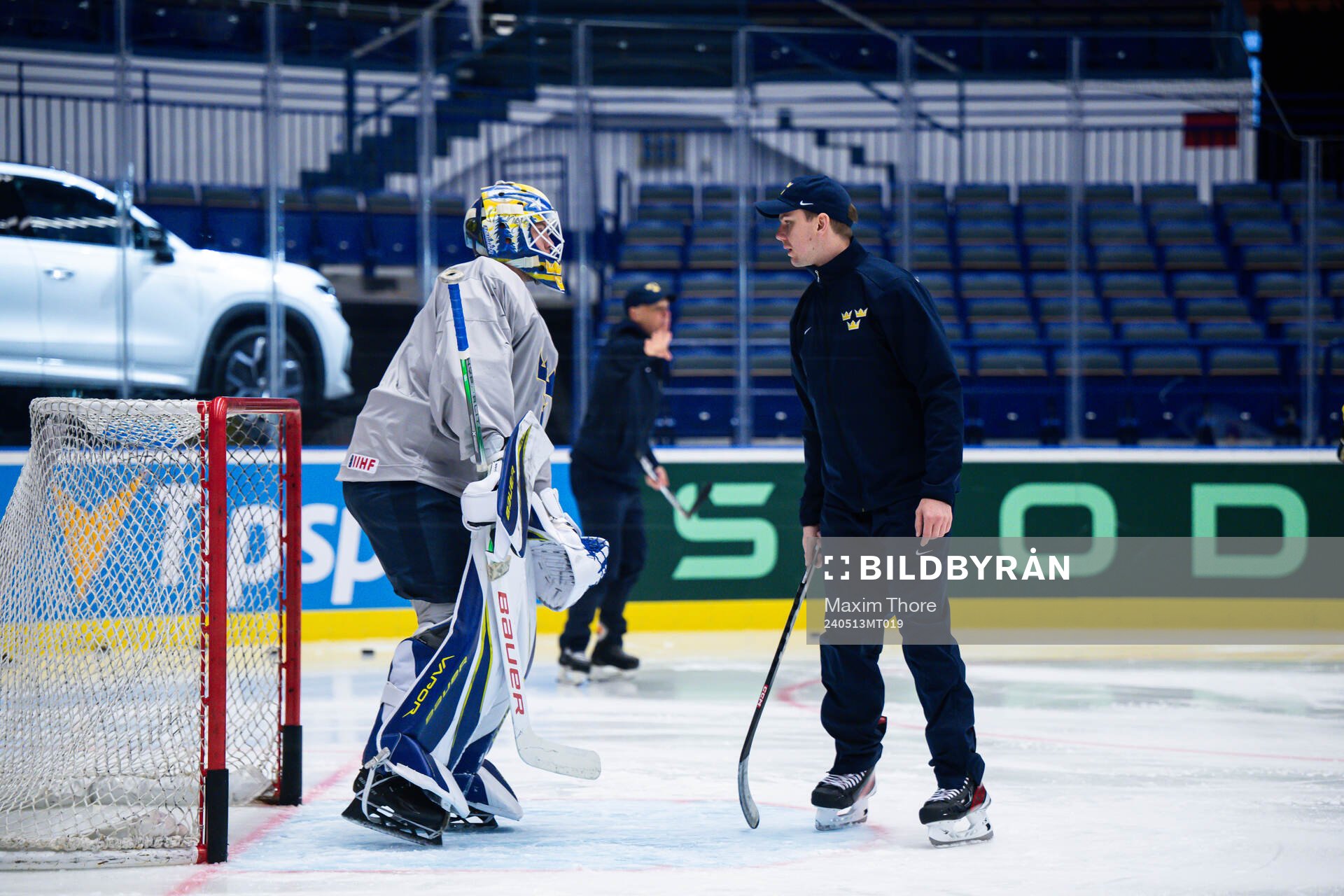 Goaltender Jesper Wallstedt and goaltender coach Anthon