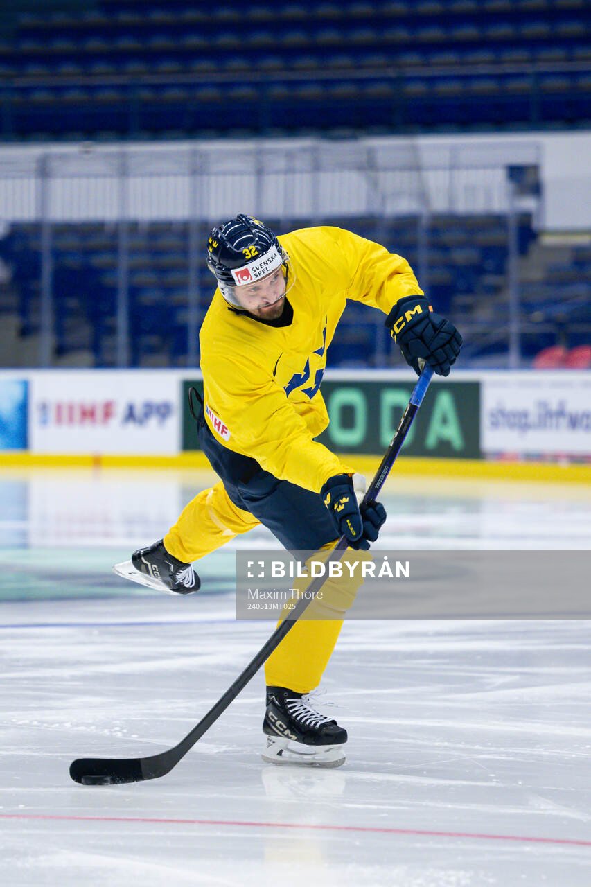 Lukas Bengtsson of Sweden at a practice session