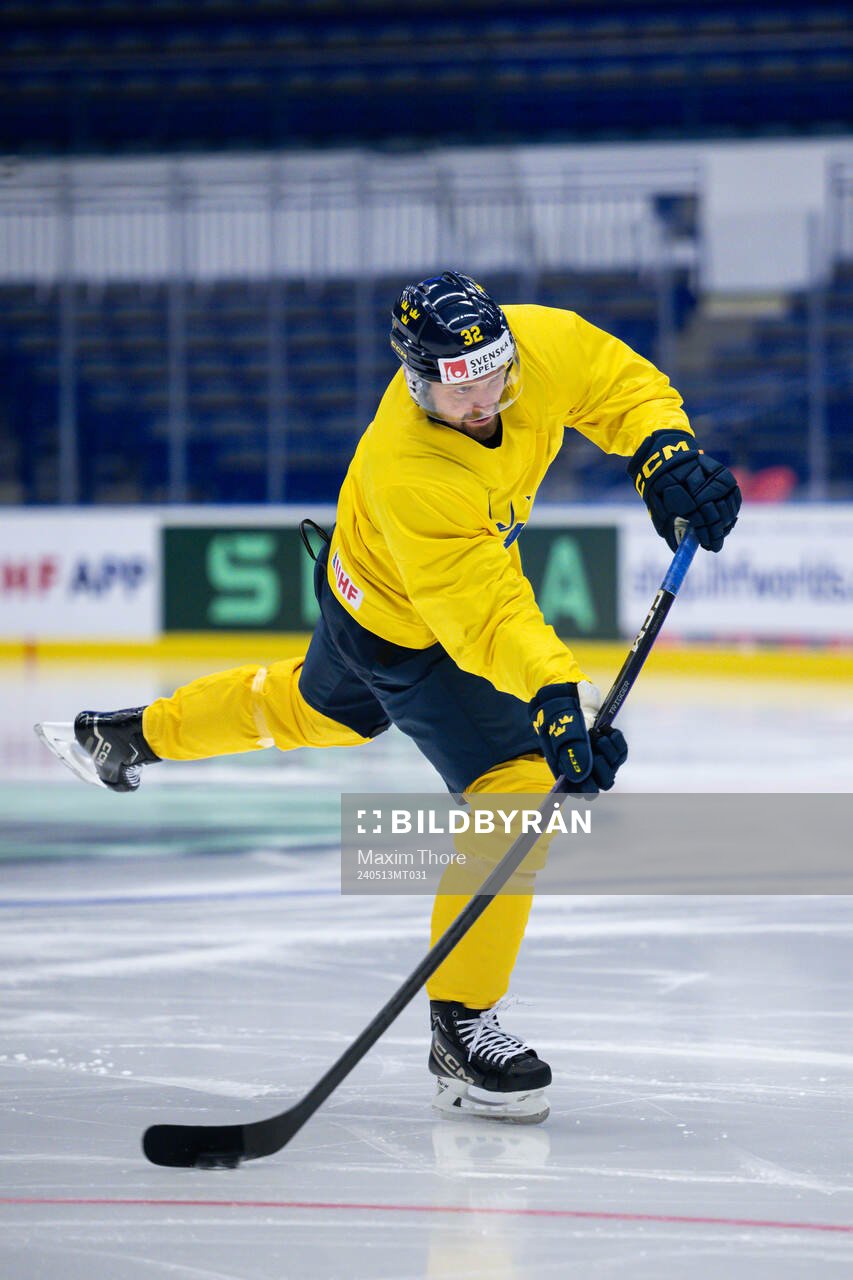 Lukas Bengtsson of Sweden at a practice session