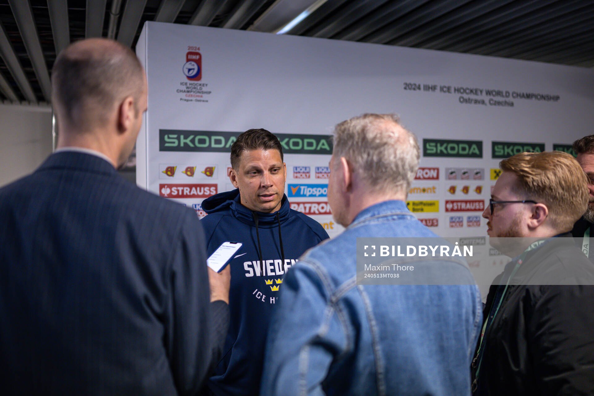 Assistant coach Josef Boumedienne of Sweden
