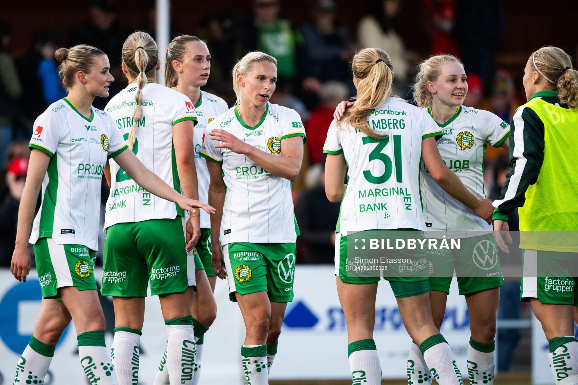 Hammarbys spelare jublar