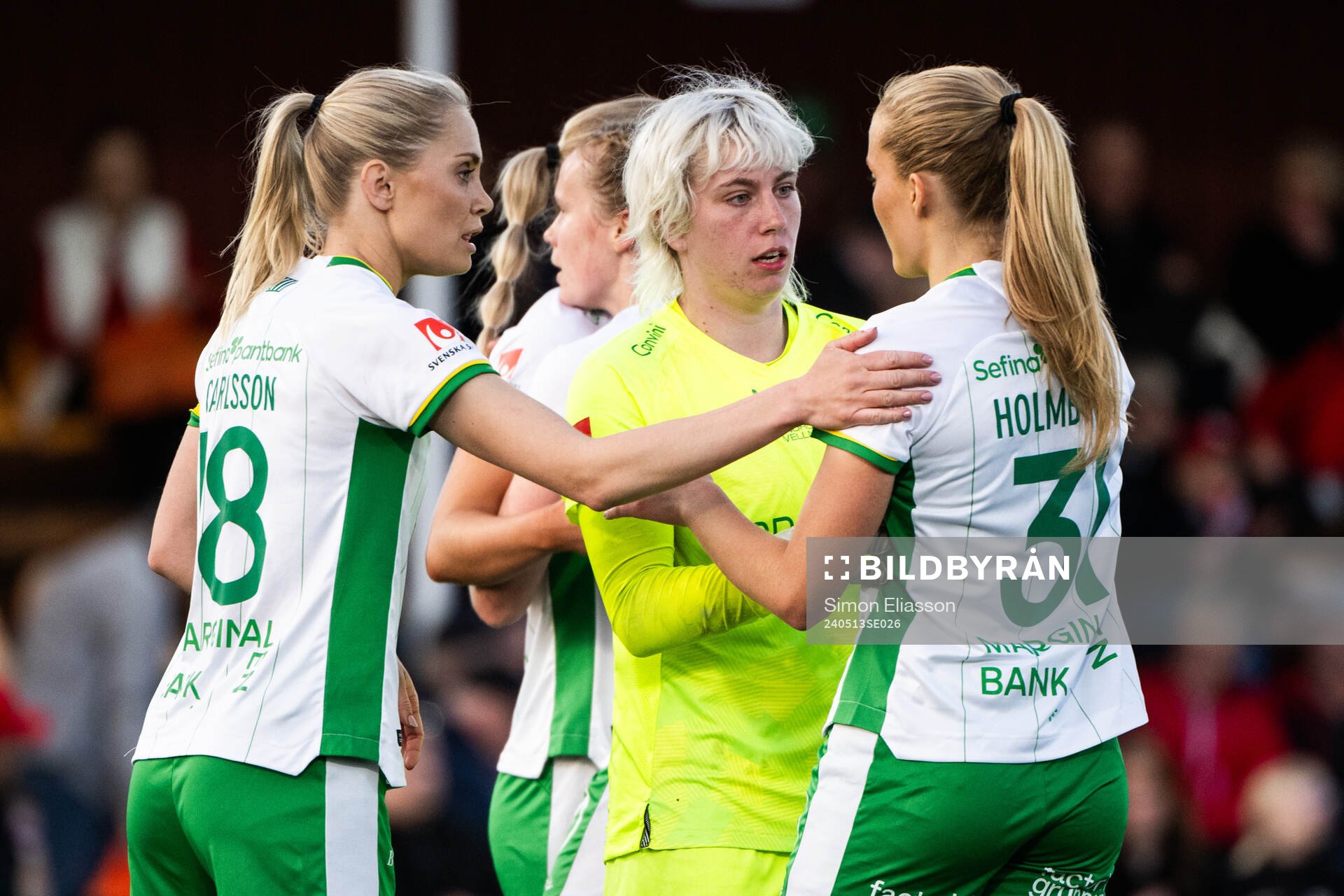 Hammarbys Alice Carlsson, målvakt Moa Edrud och Smilla
