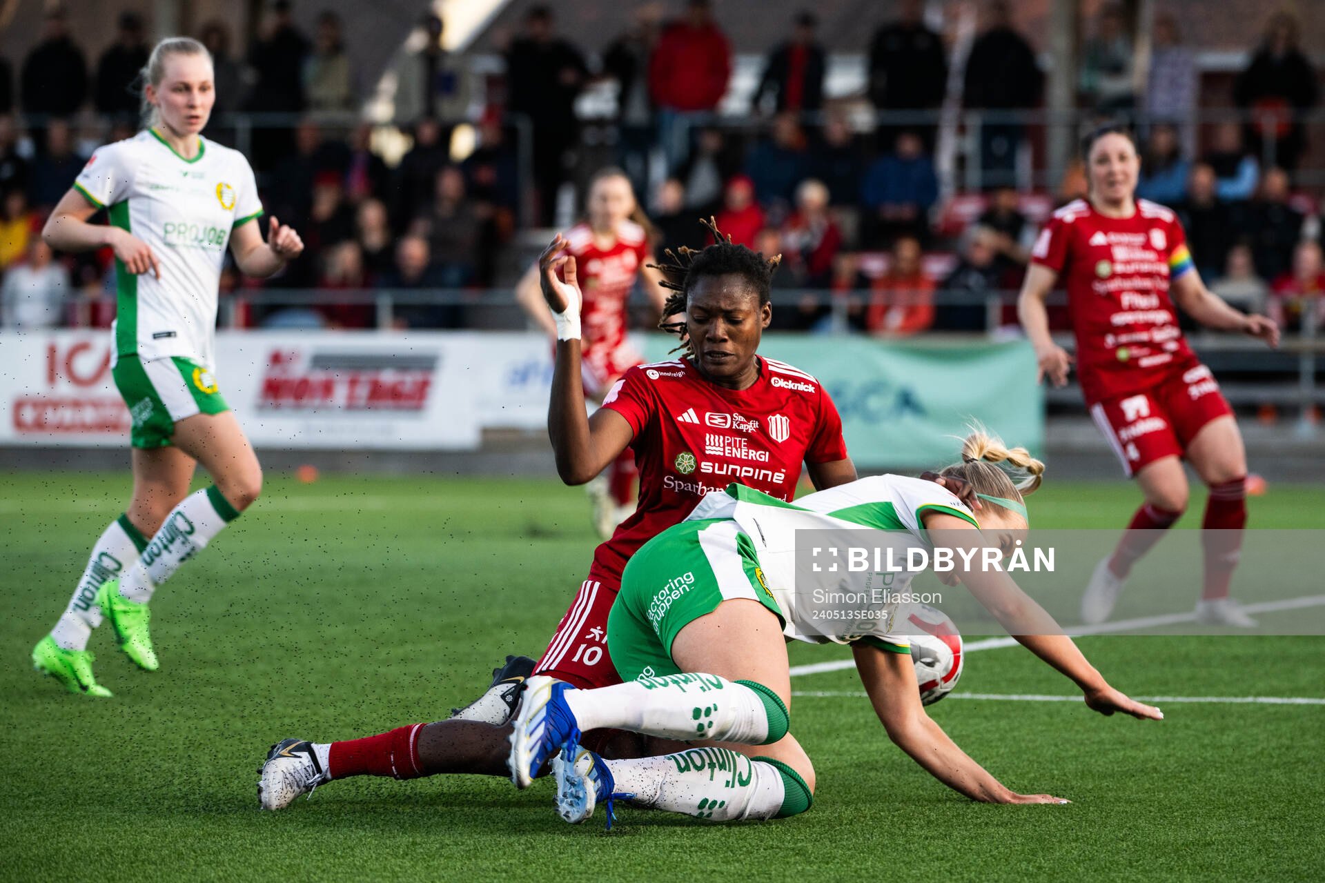 Piteås Anam Imo och Hammarbys Eva Nyström