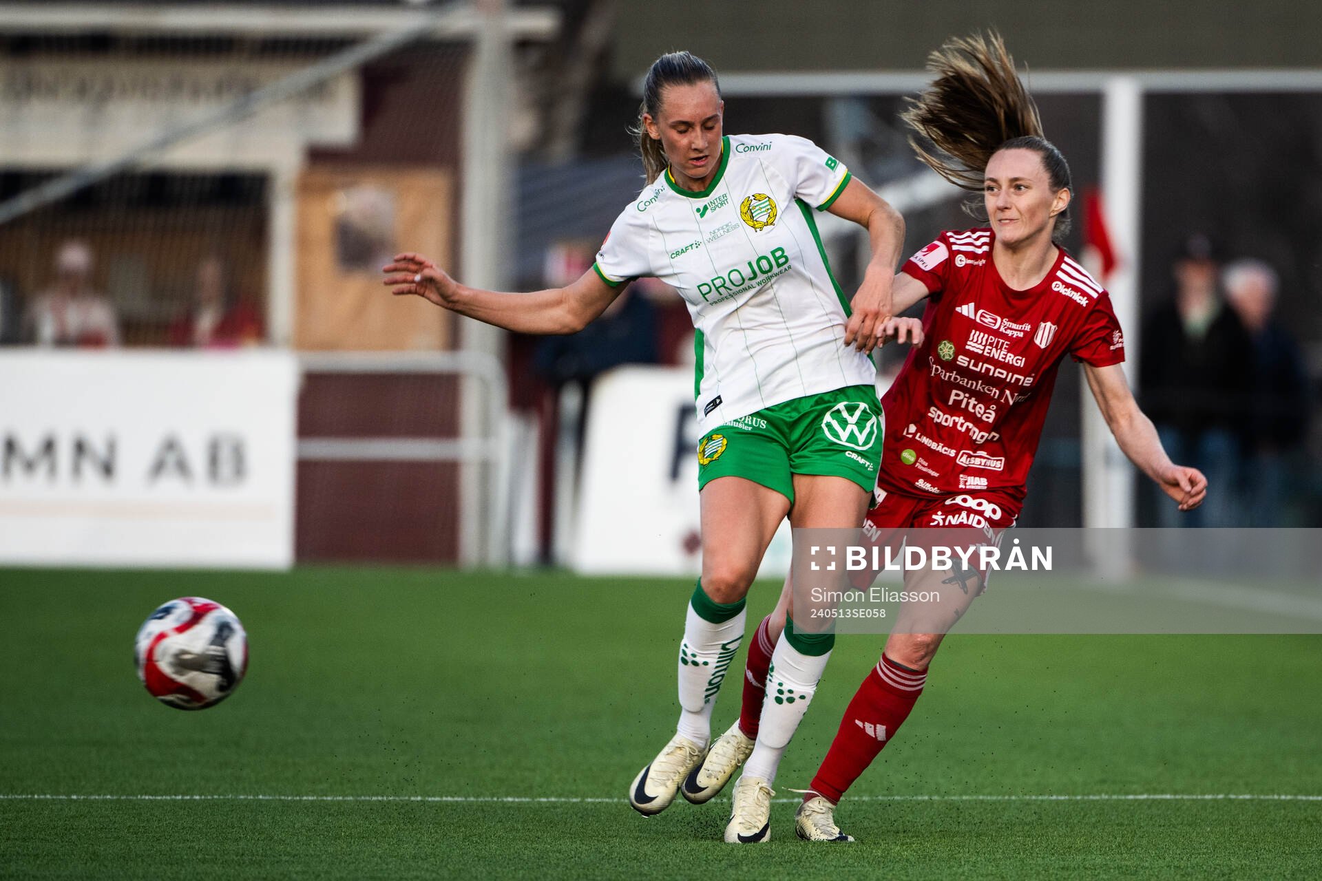 Hammarbys Ellen Wangerheim och Piteås Ásla Johannesen