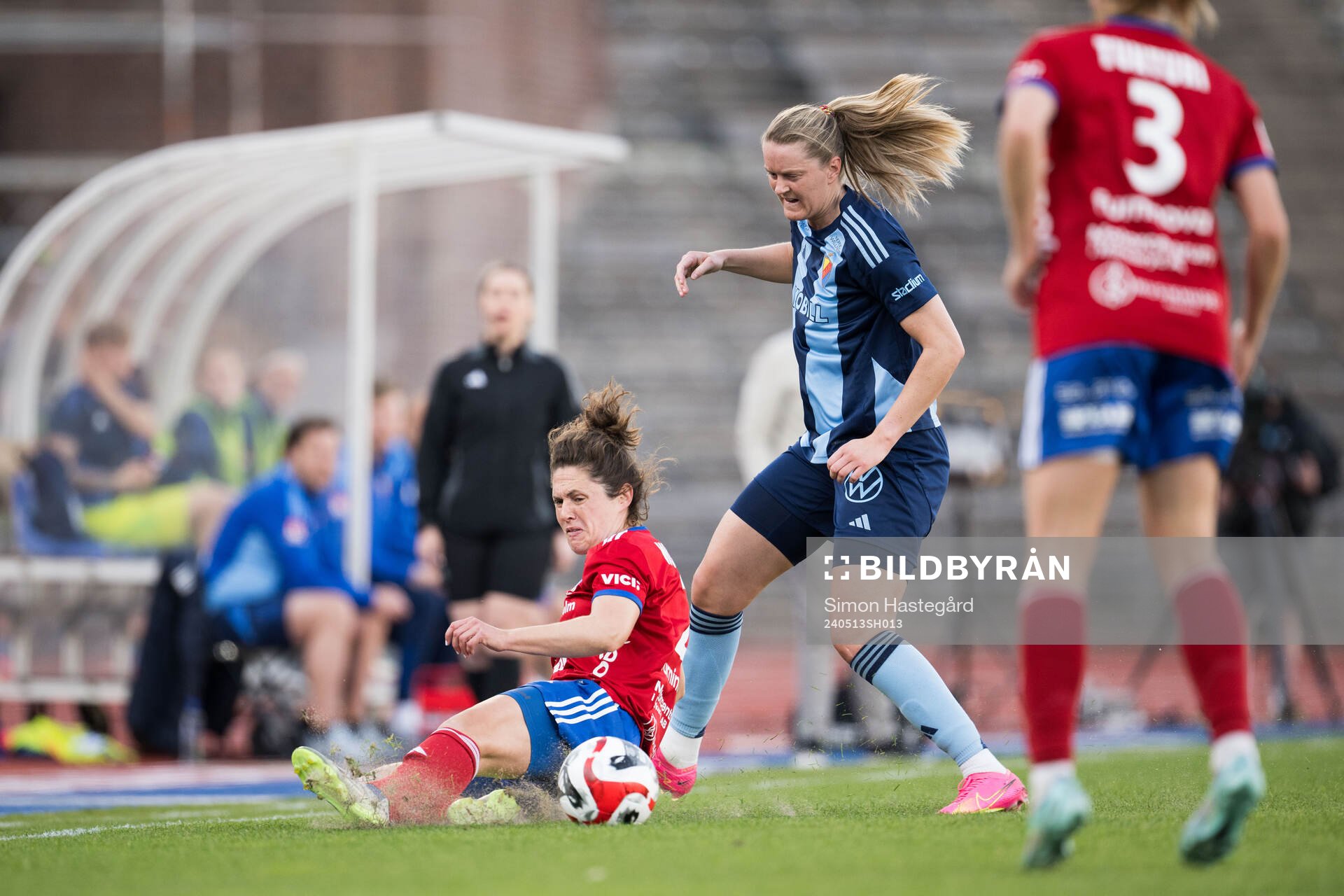Vittsjös Shannon Woeller och Djurgårdens Maria Brochmann