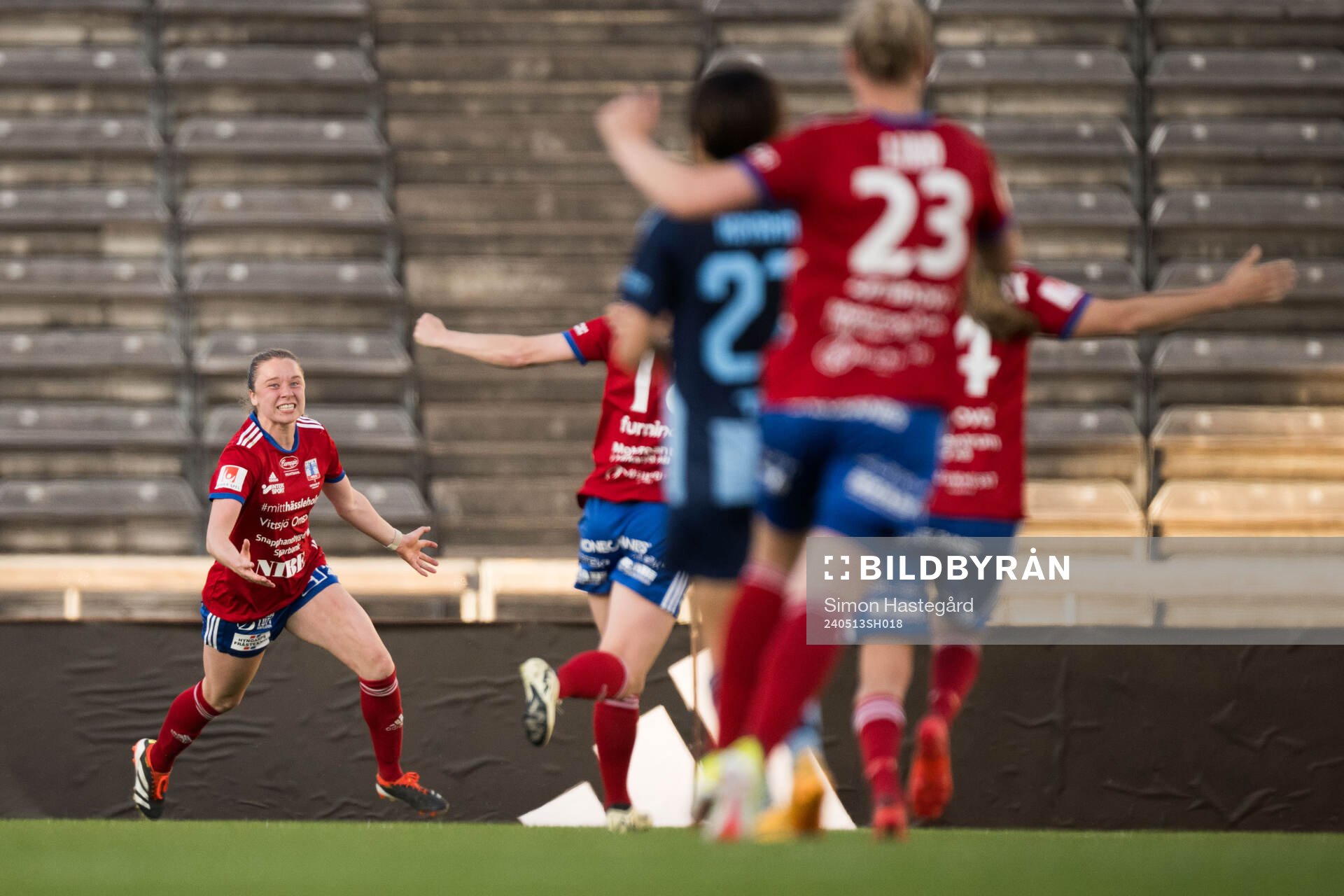 Vittsjös Tanya Boychuk jublar