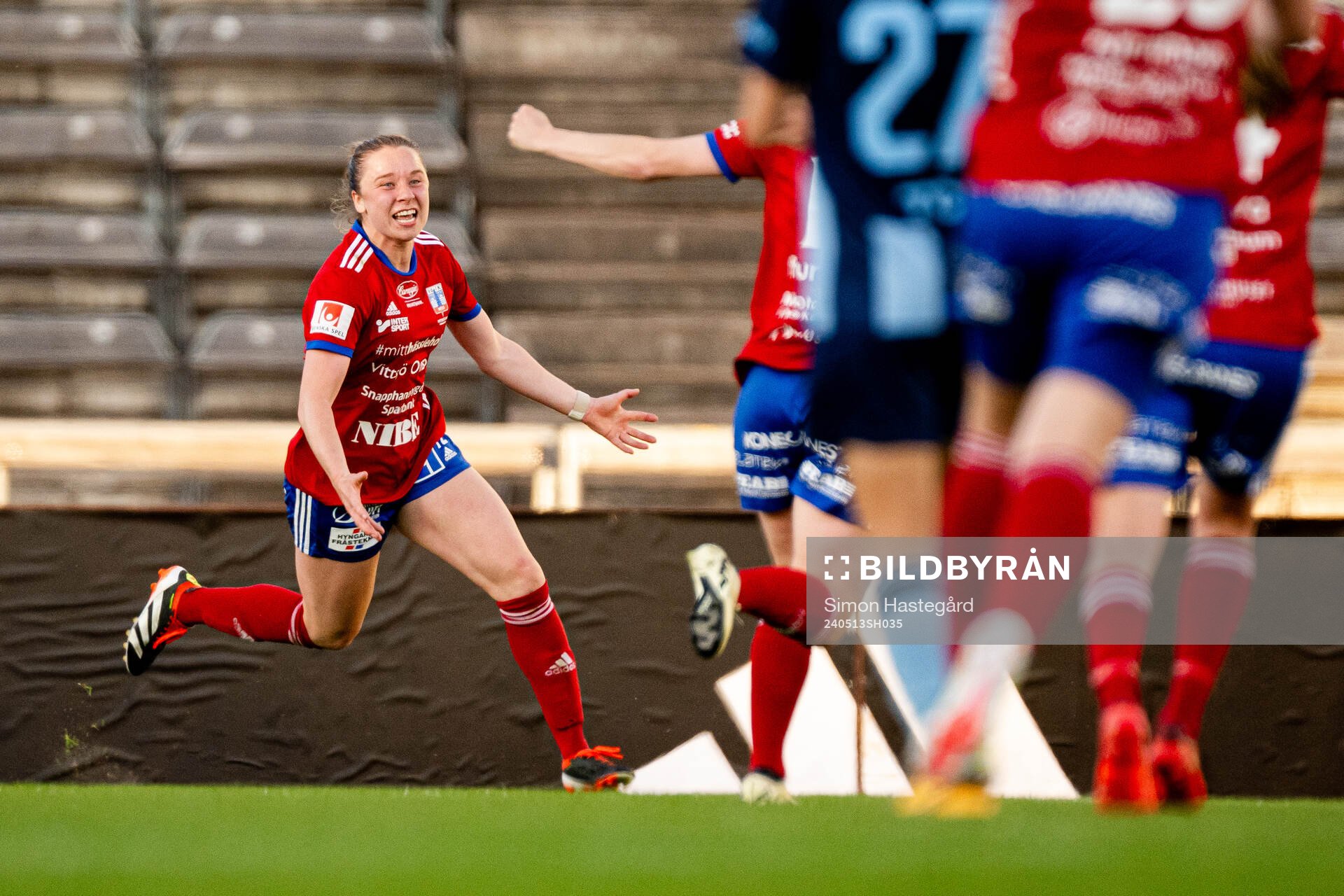 Vittsjös Tanya Boychuk jublar