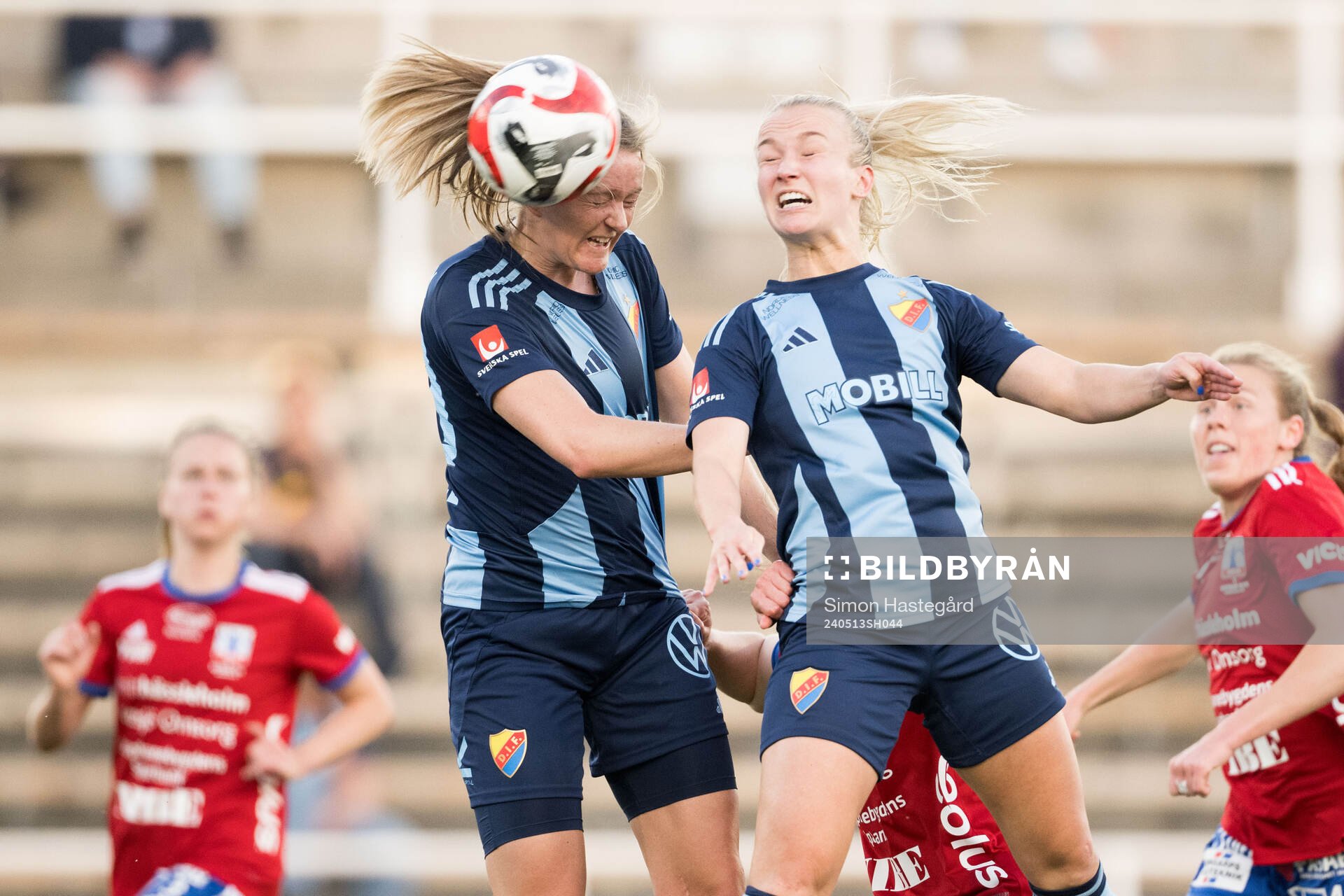 Djurgårdens Maria Brochmann och Tove Almqvist