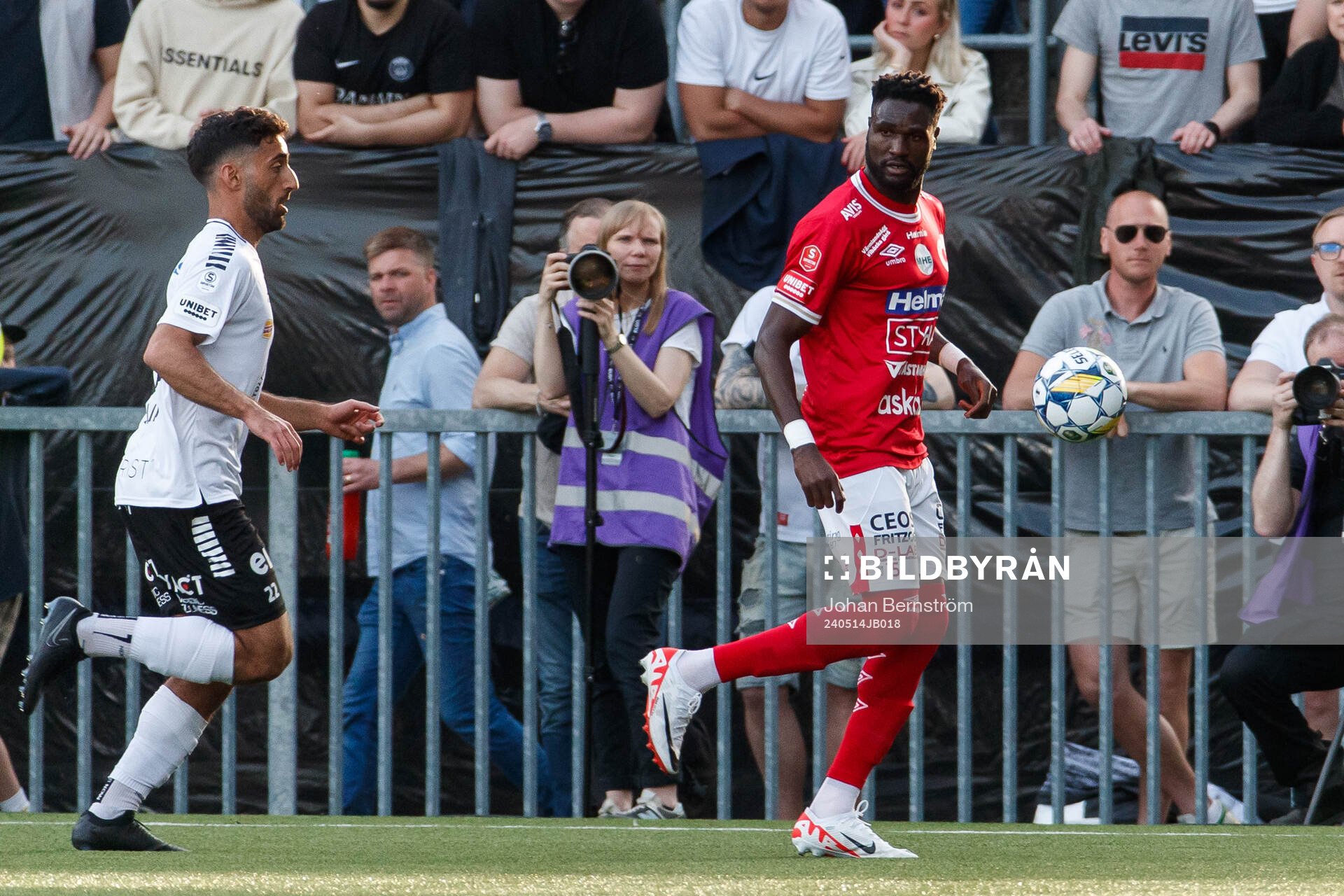 Örebros Lucas Shlimon och Degerfors Nasiru Moro