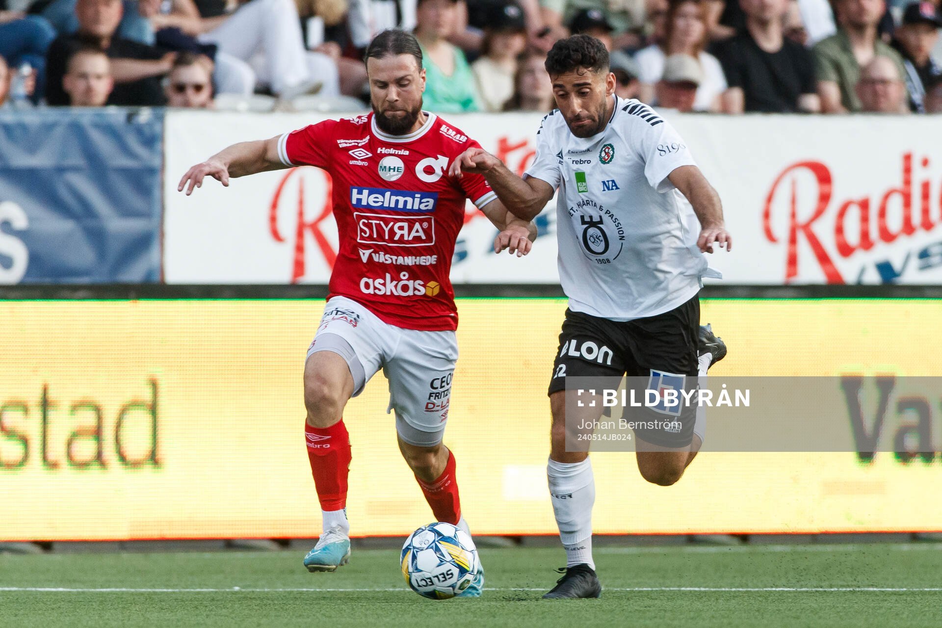 Degerfors Abdelkarim Mammar Chaouche och Örebros Lucas