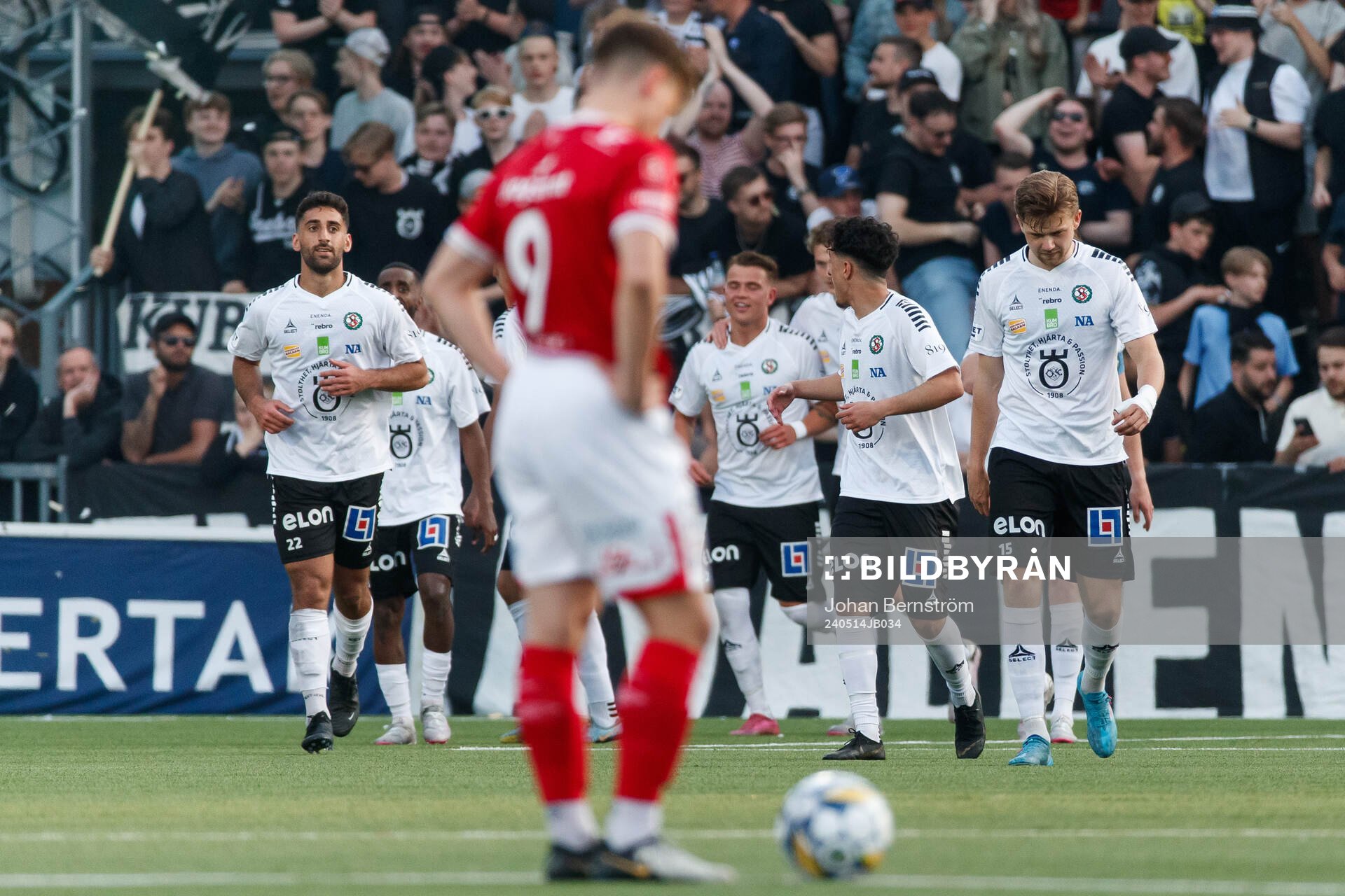 Örebros Tobias Björnstad jublar