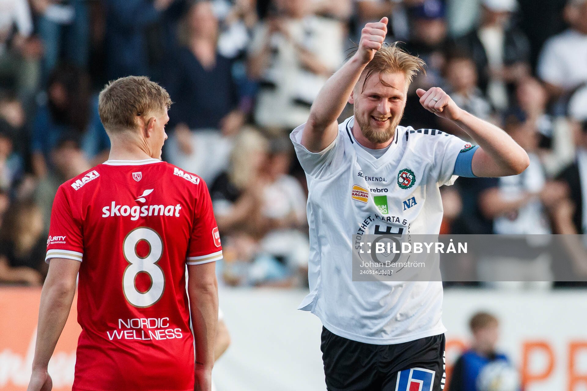 Örebros Karl Holmberg jublar