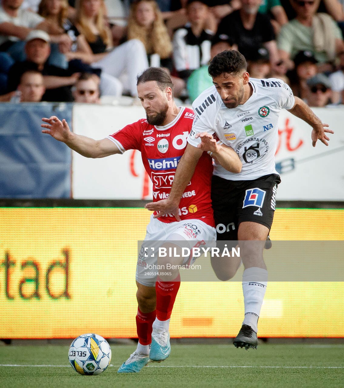 Degerfors Abdelkarim Mammar Chaouche och Örebros Lucas