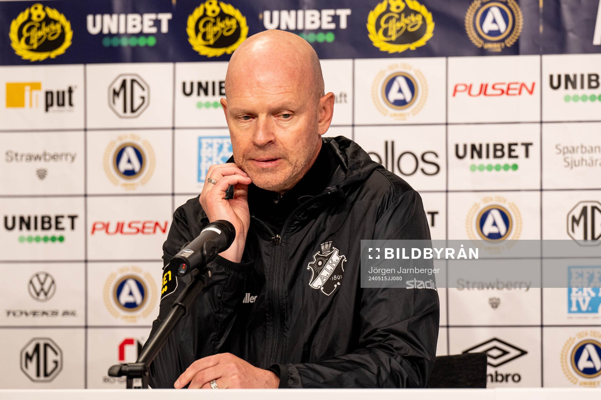 AIKs tränare Henning Berg