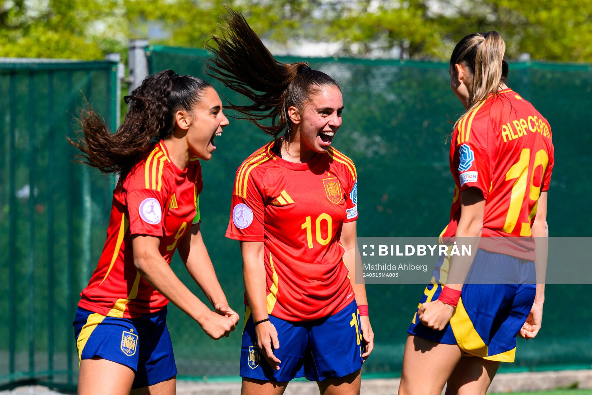 Celia Segura, Ainoa Gomez and Alba Cerrato of Spain