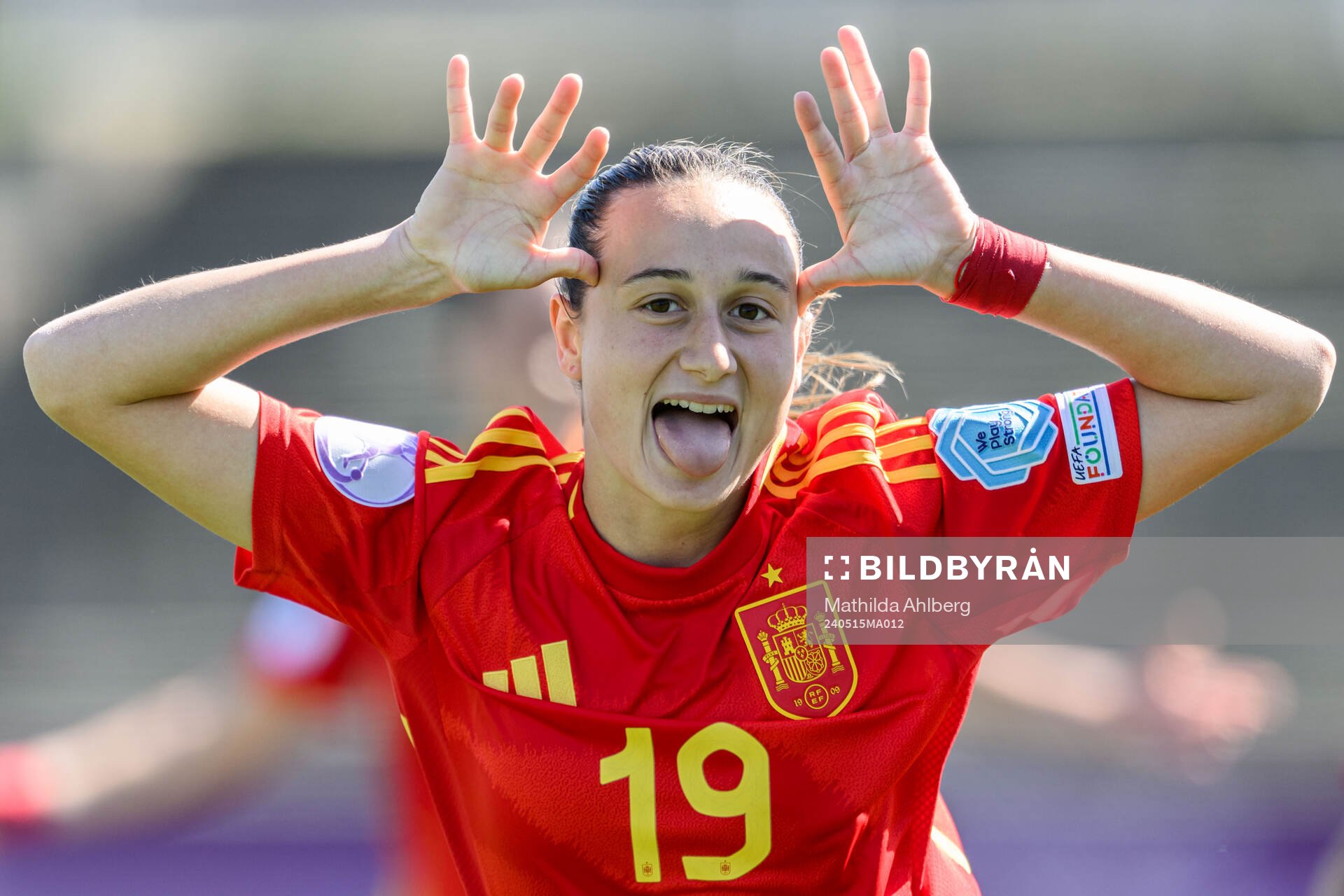 Alba Cerrato of Spain celebrates
