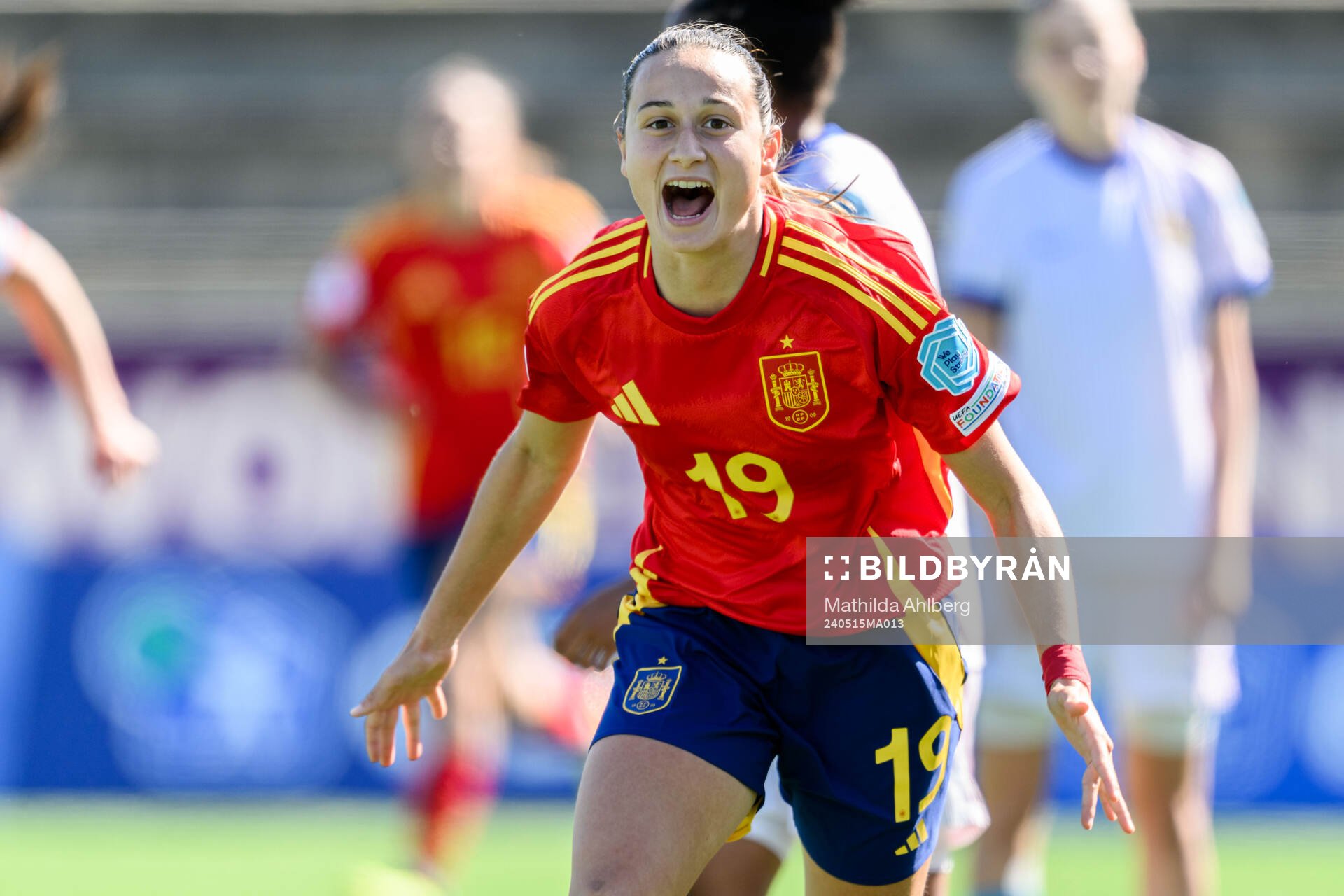 Alba Cerrato of Spain celebrates