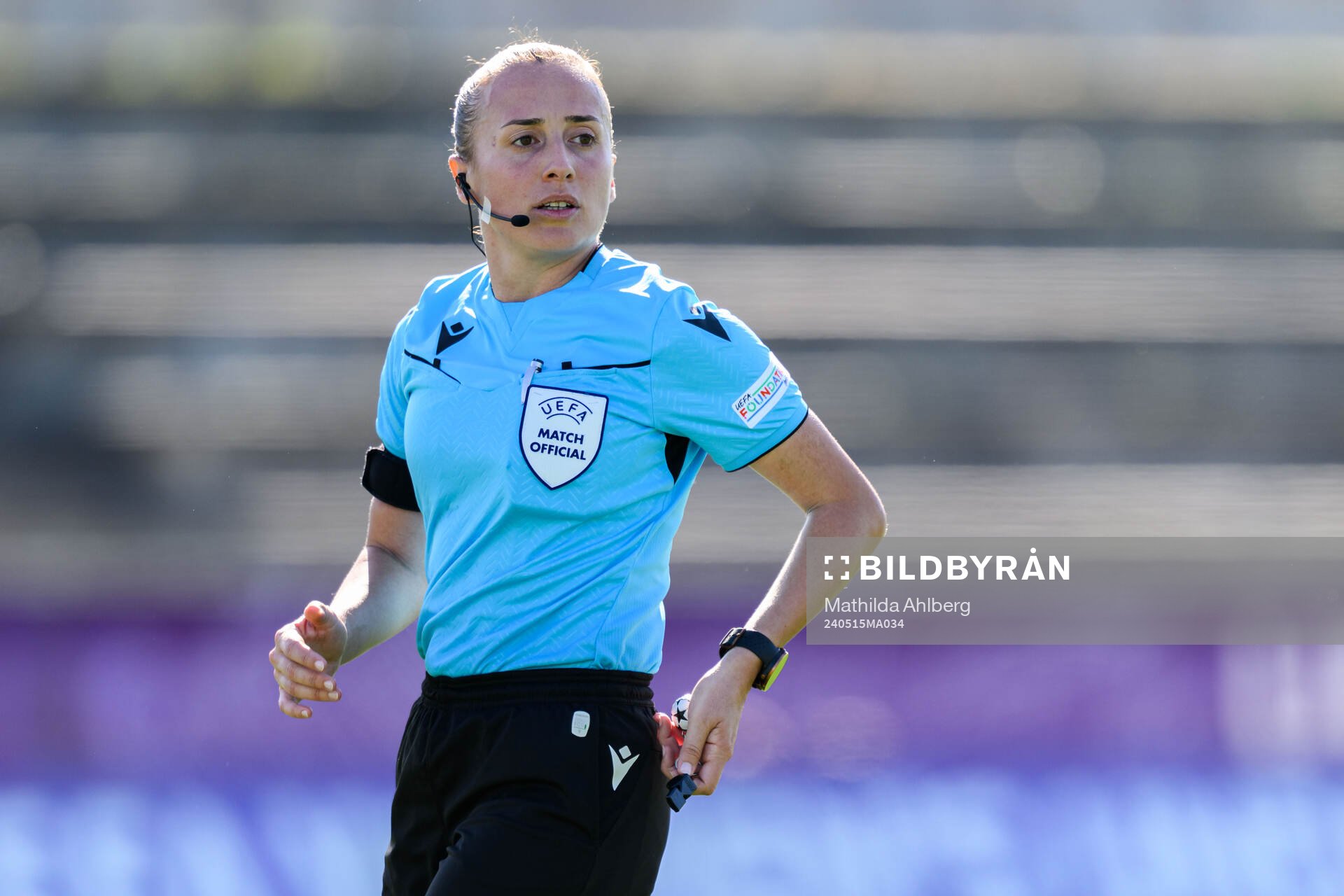 Referee Cansu Tryak