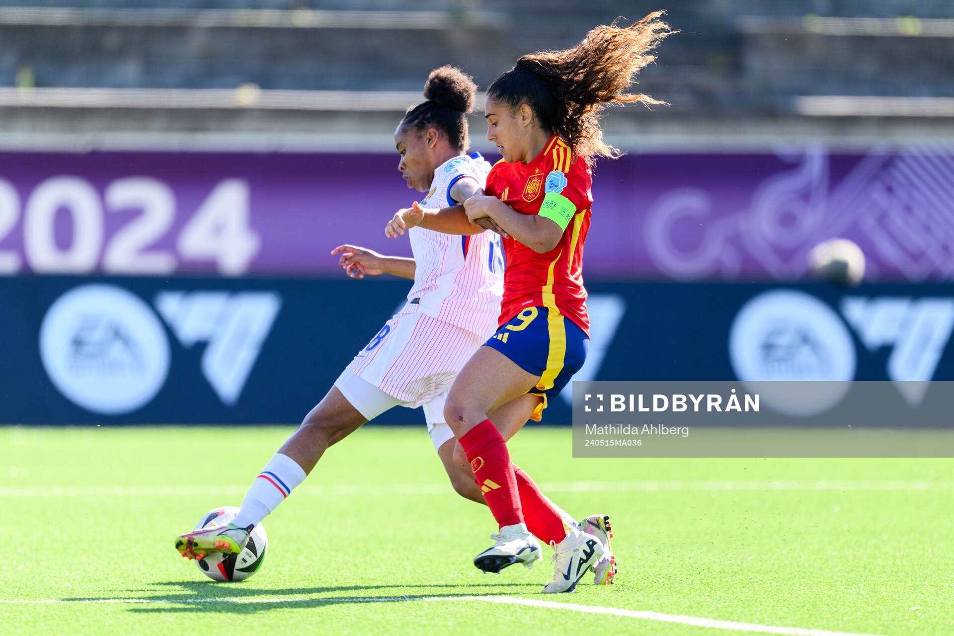 Kentissia Bacoul Juillard of France and Celia Segura of