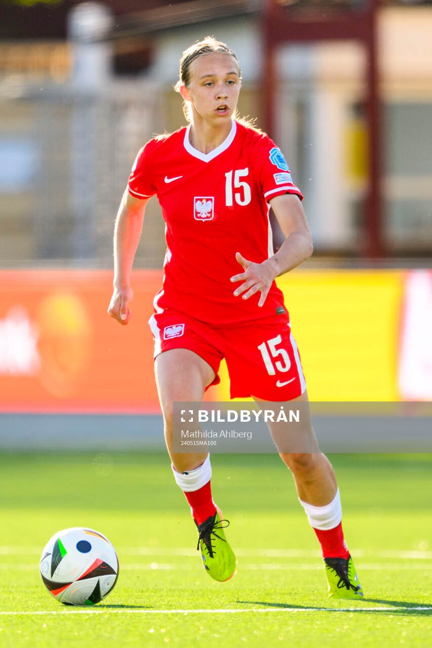 Weronika Arasniewicz of Poland