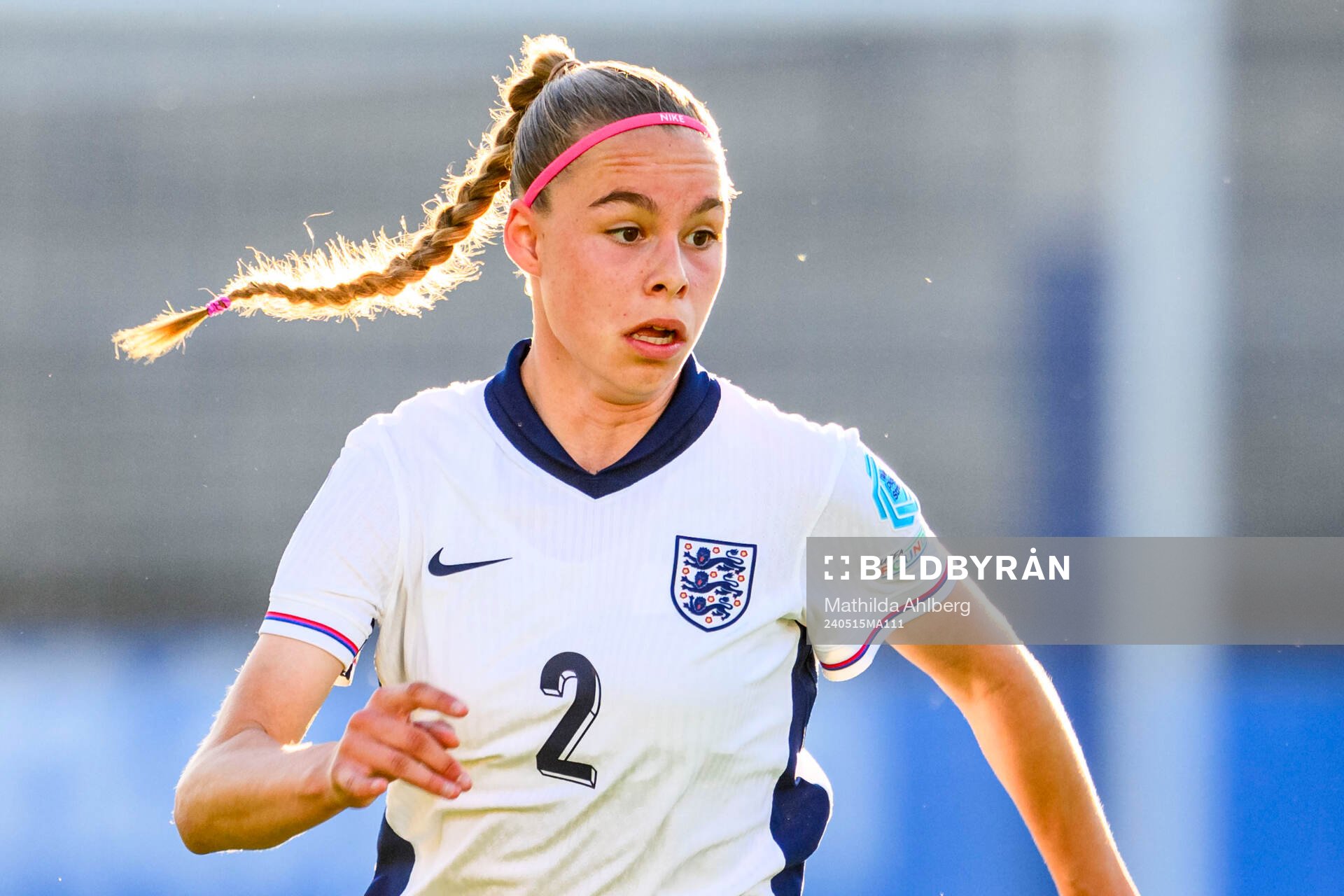 Nelly Las of England