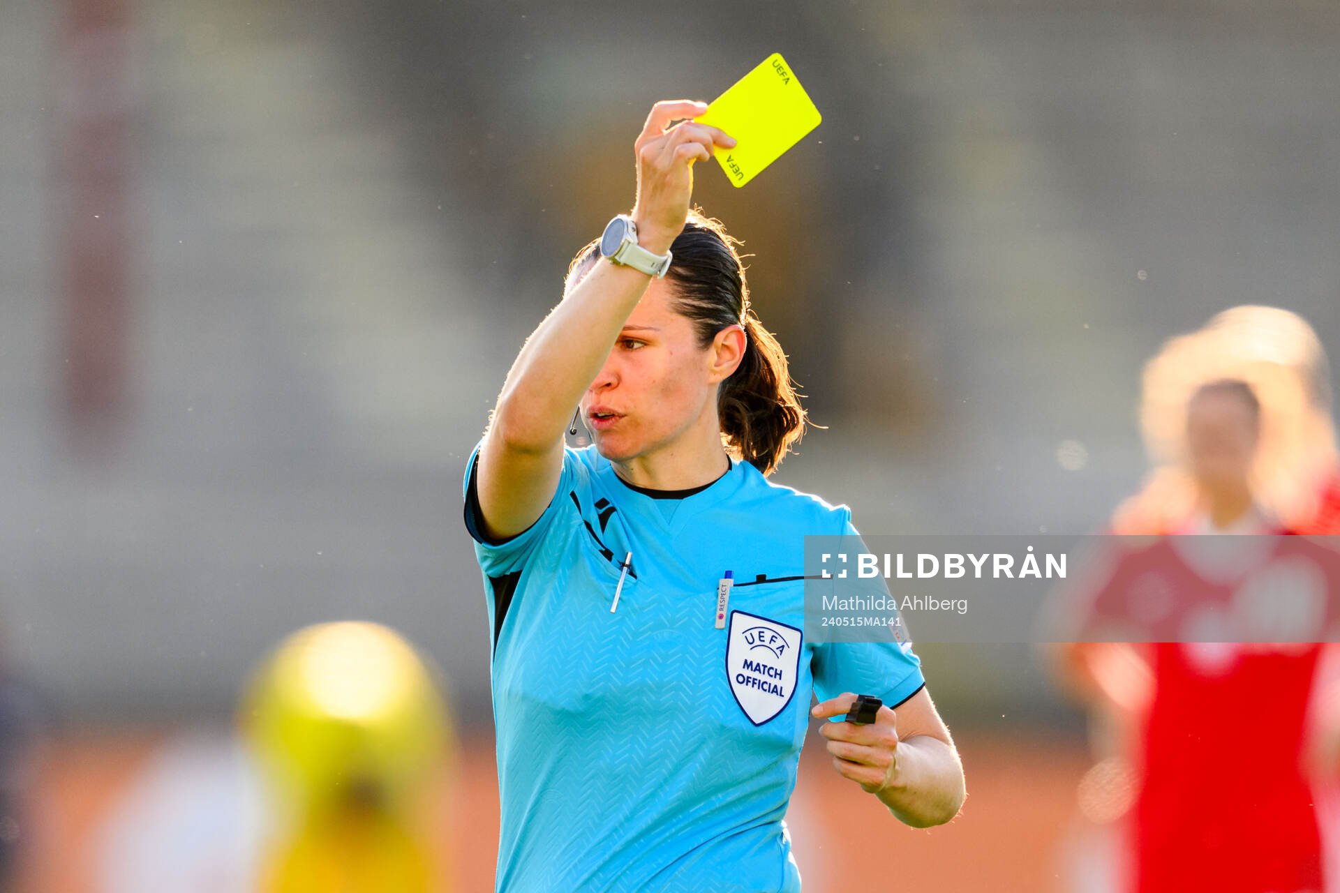 Referee Deborah Anex